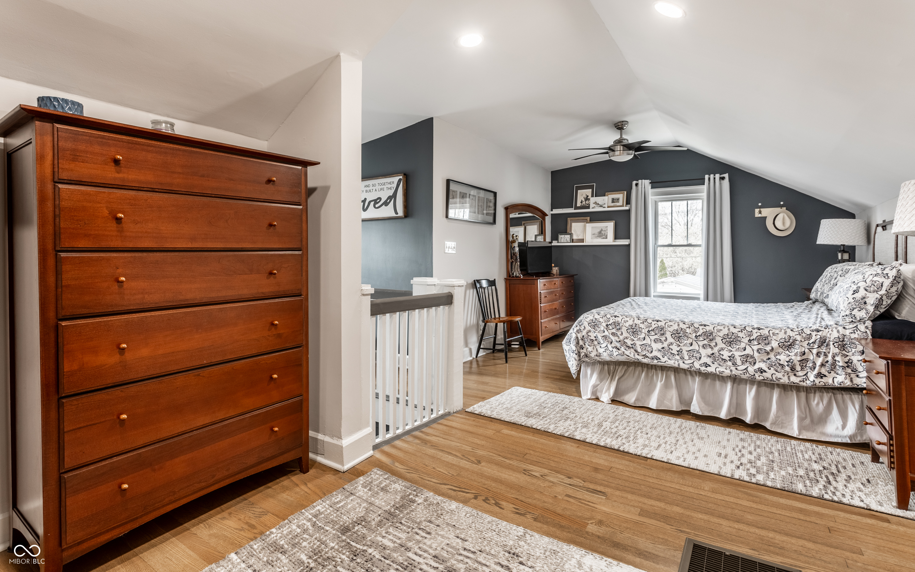 5626 Winthrop Avenue