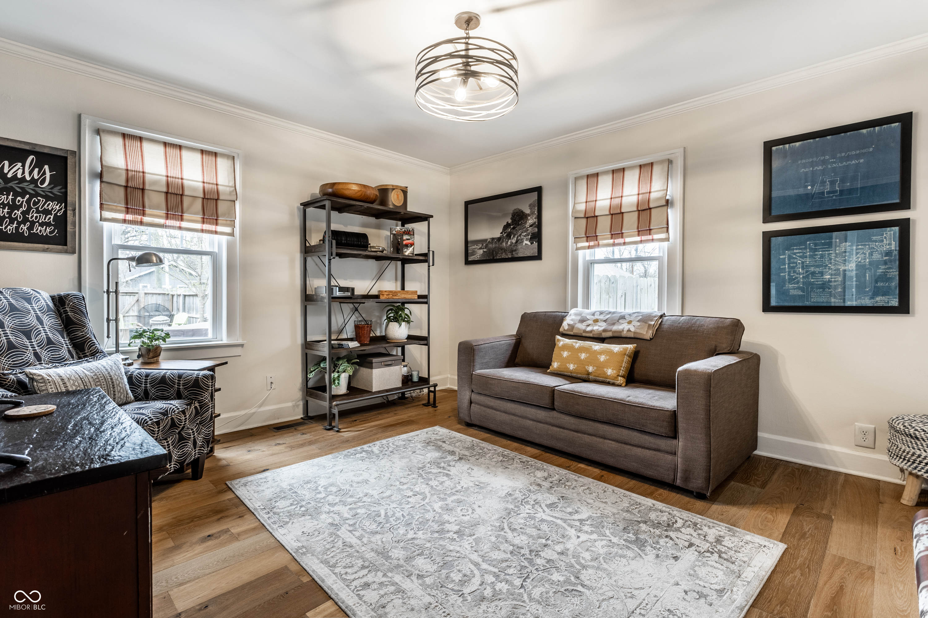 5626 Winthrop Avenue