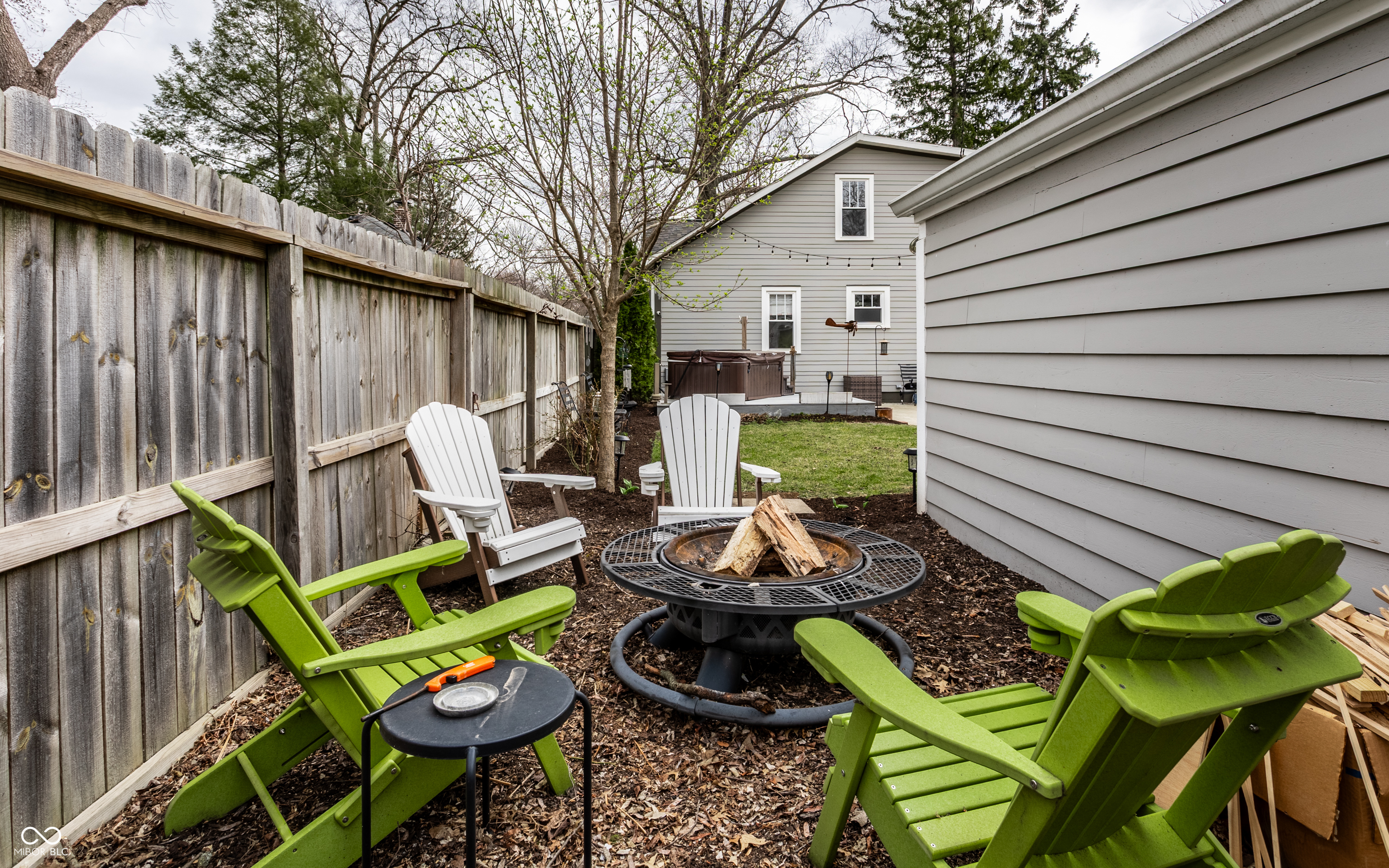 5626 Winthrop Avenue