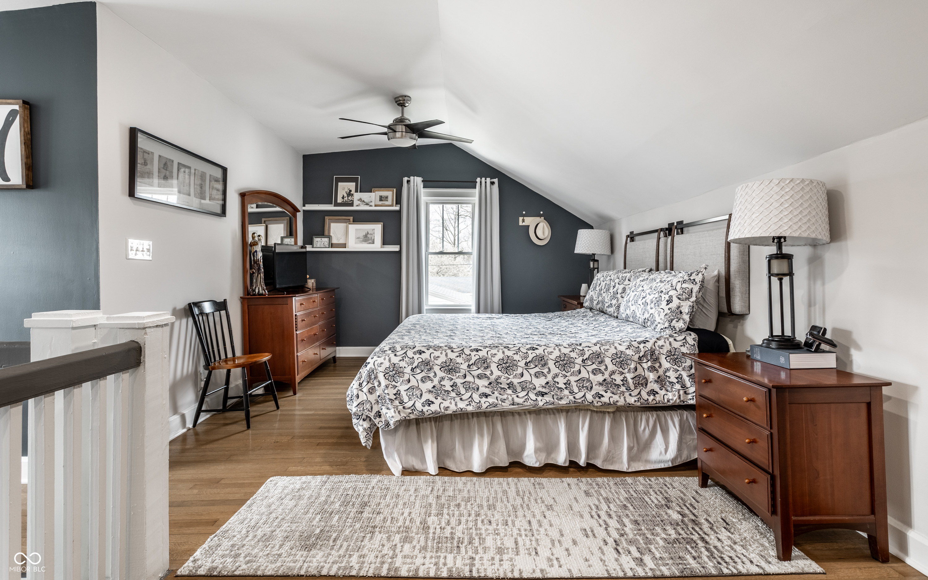 5626 Winthrop Avenue