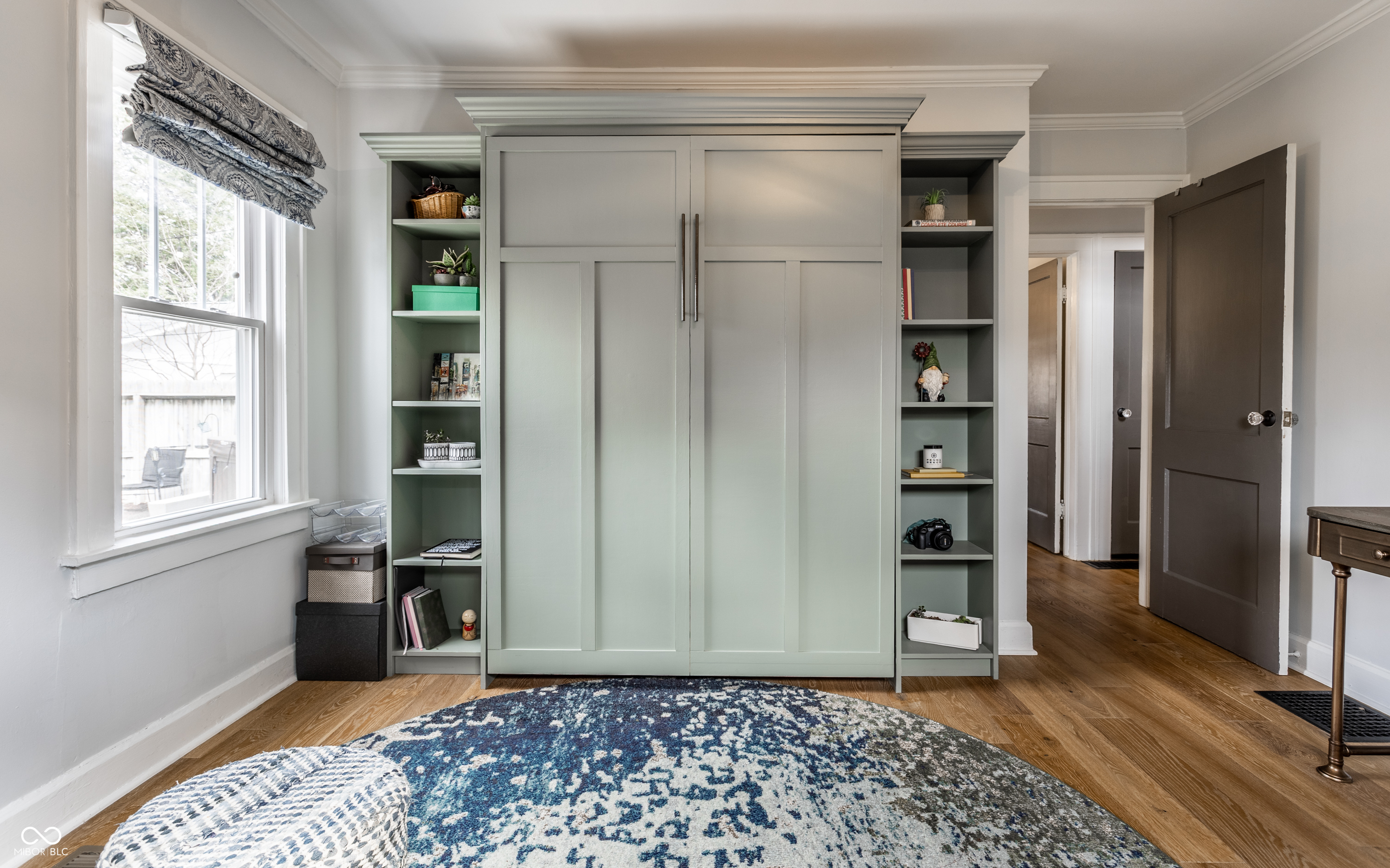 5626 Winthrop Avenue