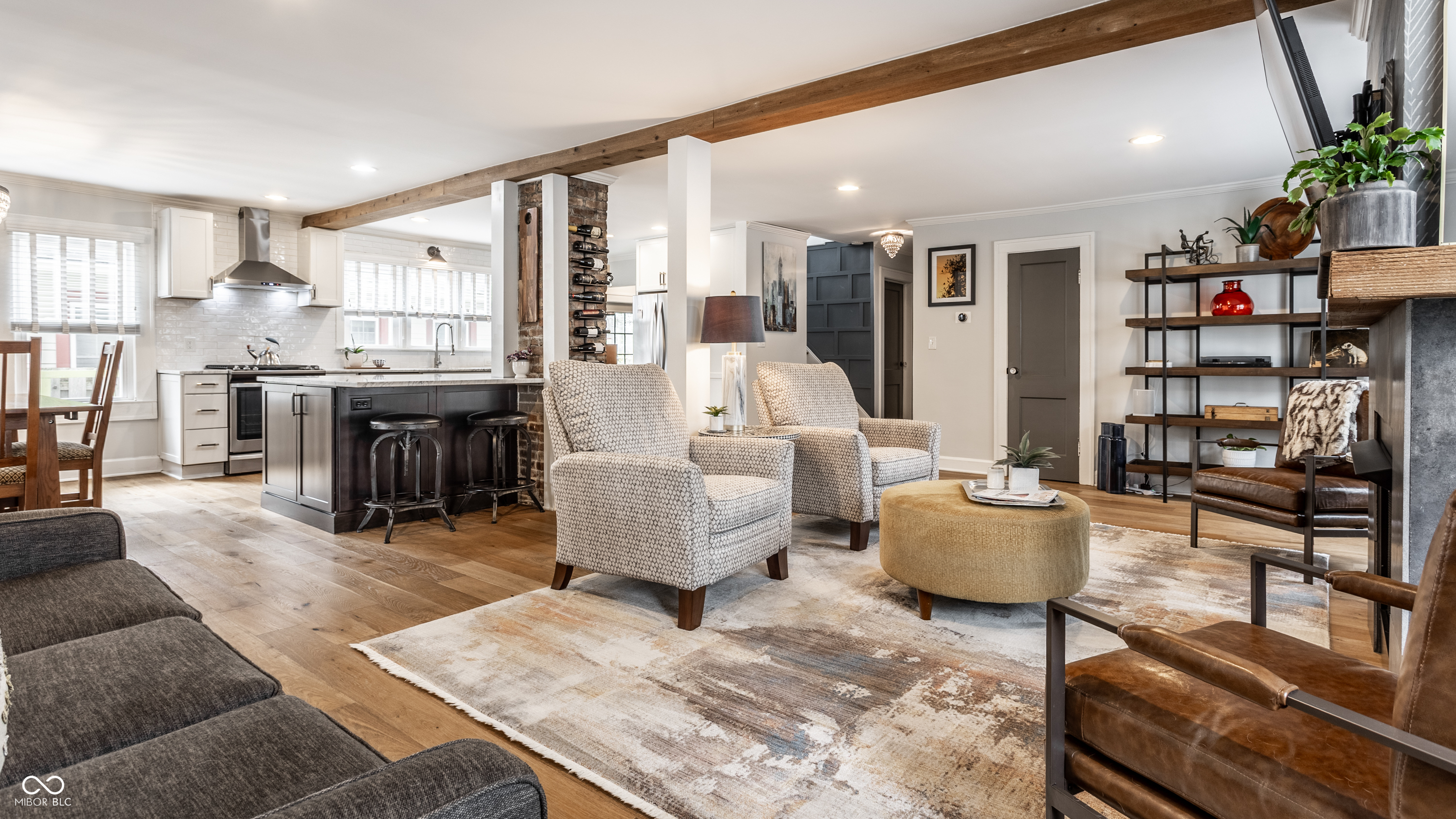 5626 Winthrop Avenue