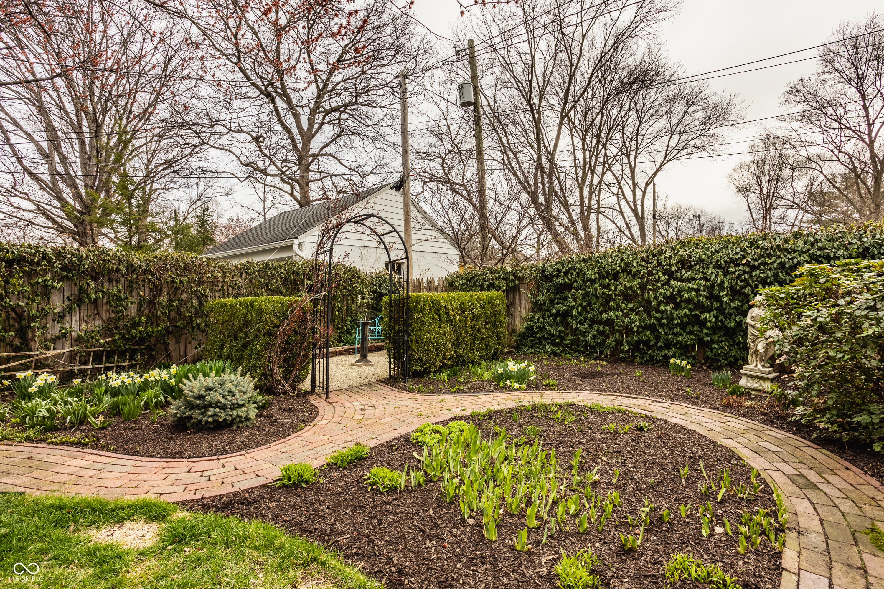 4715 N Pennsylvania Street