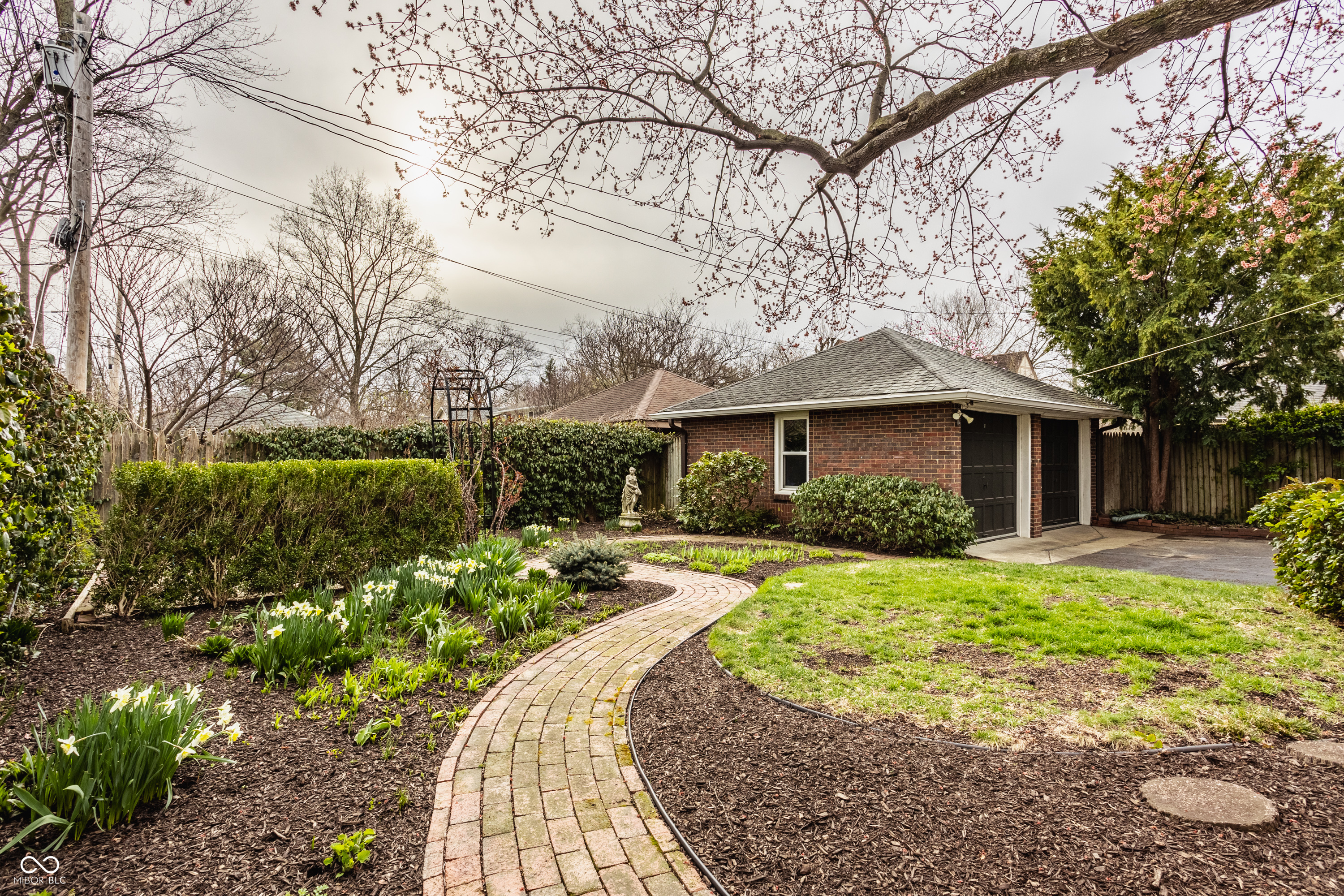 4715 N Pennsylvania Street