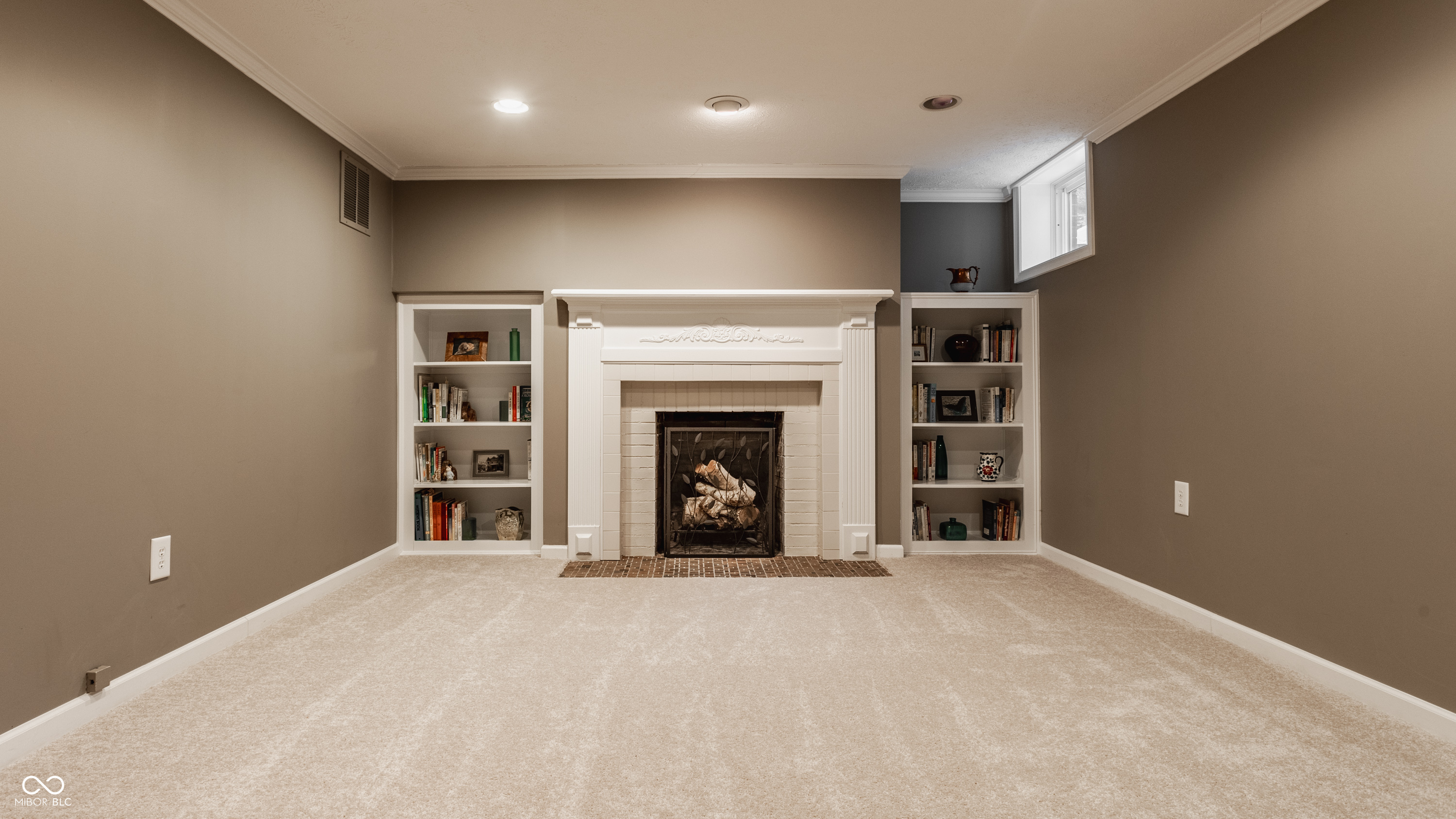 4715 N Pennsylvania Street