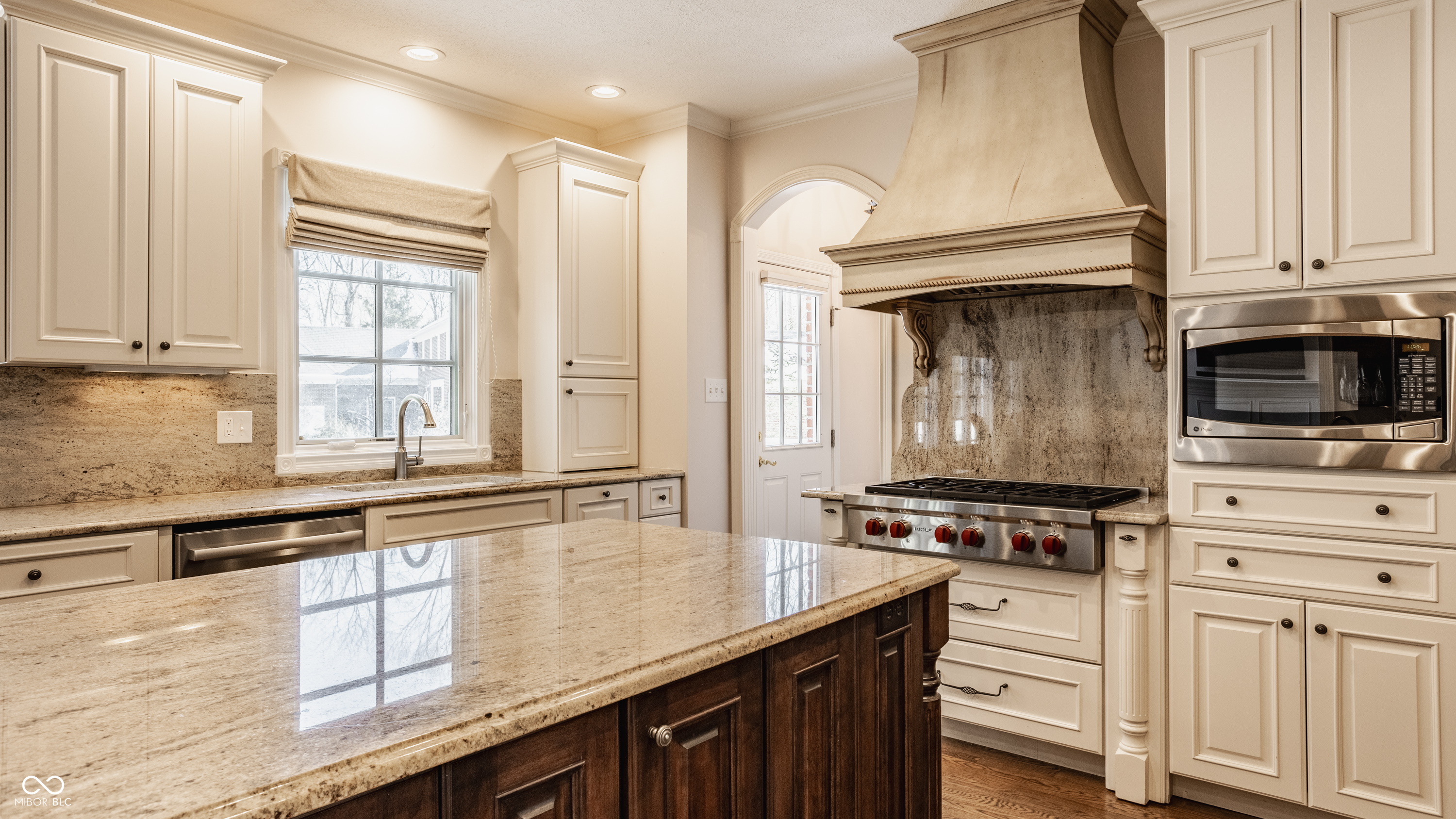 7341 N Washington Boulevard