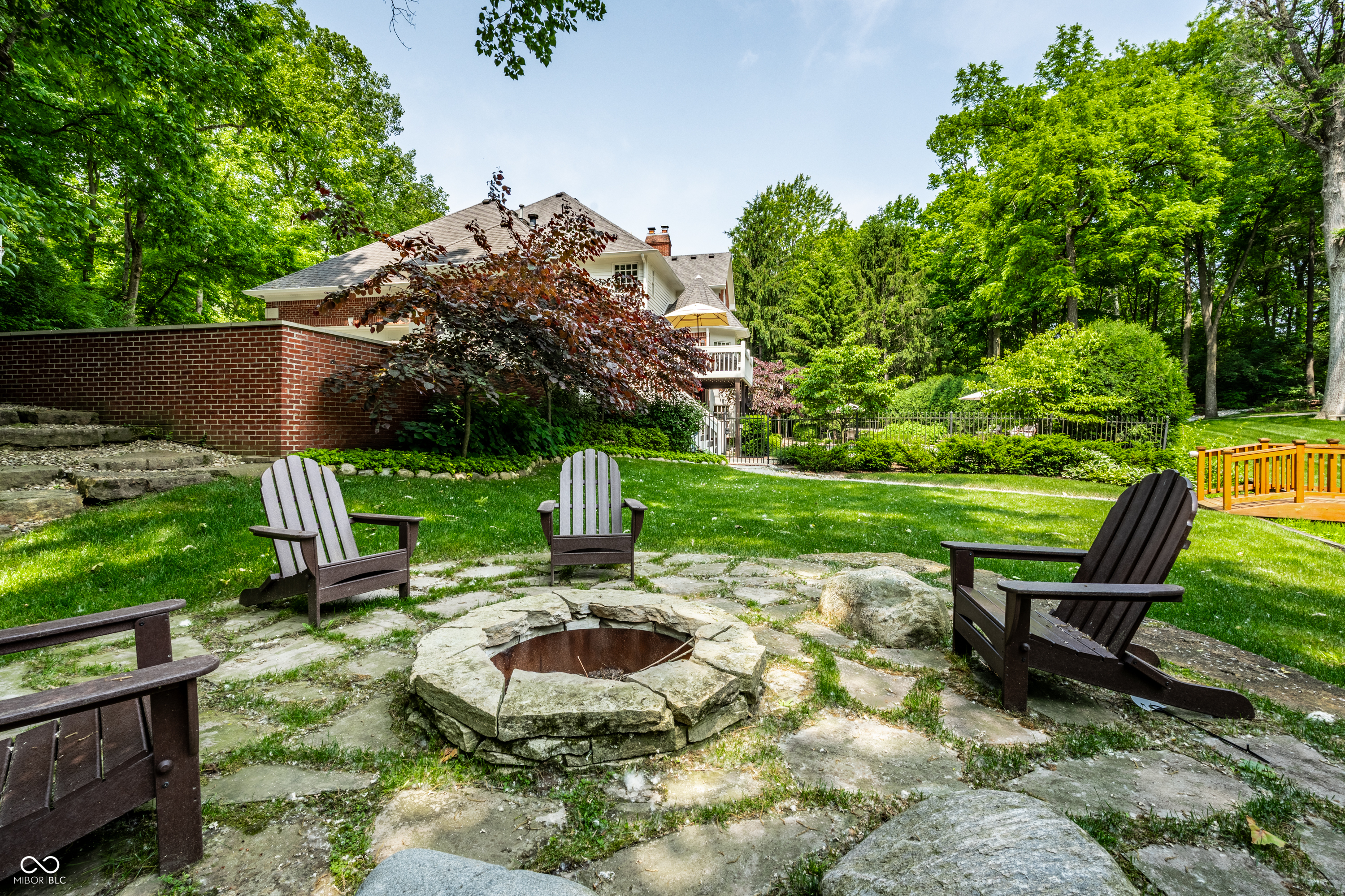 7341 N Washington Boulevard