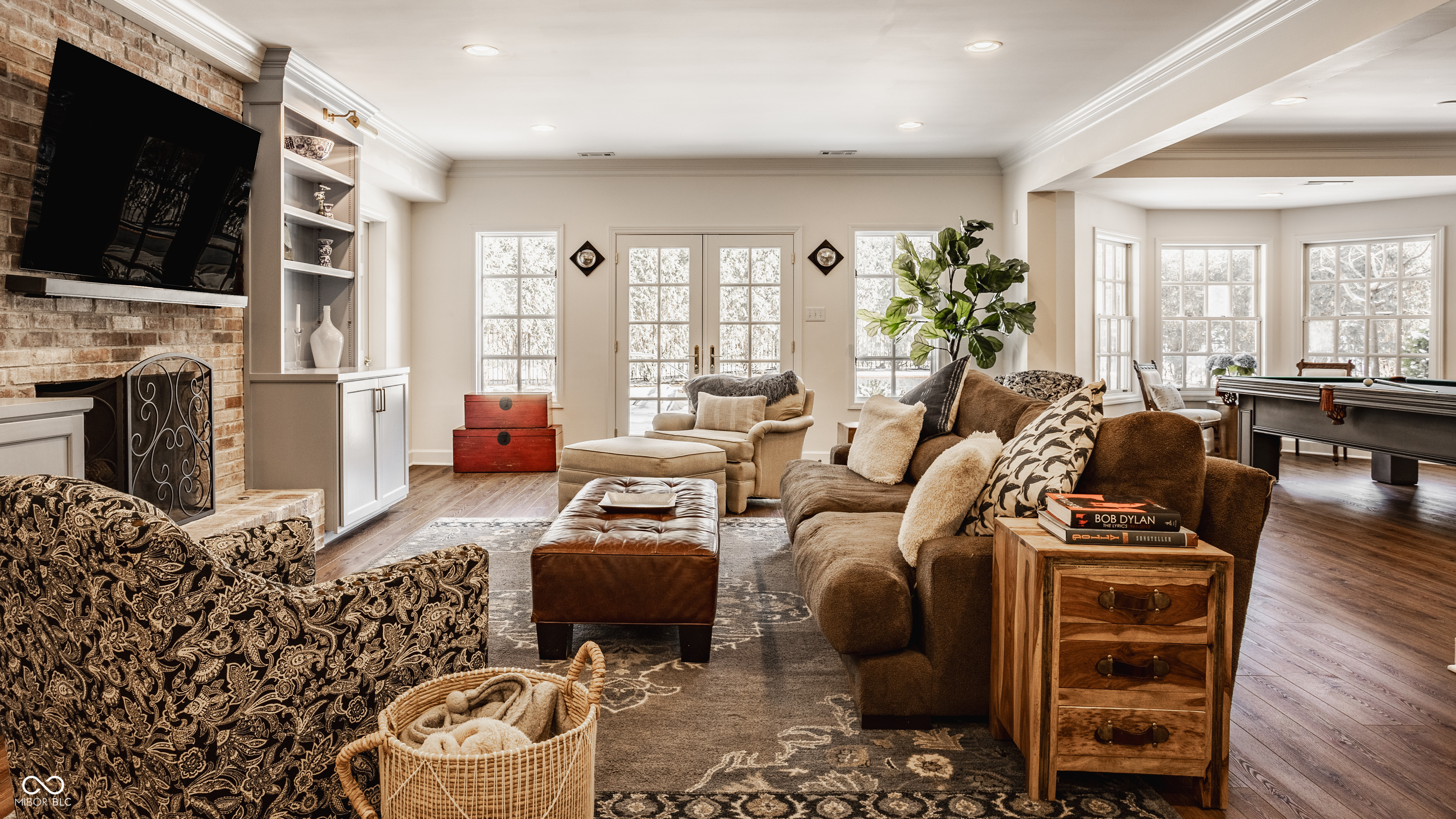 7341 N Washington Boulevard