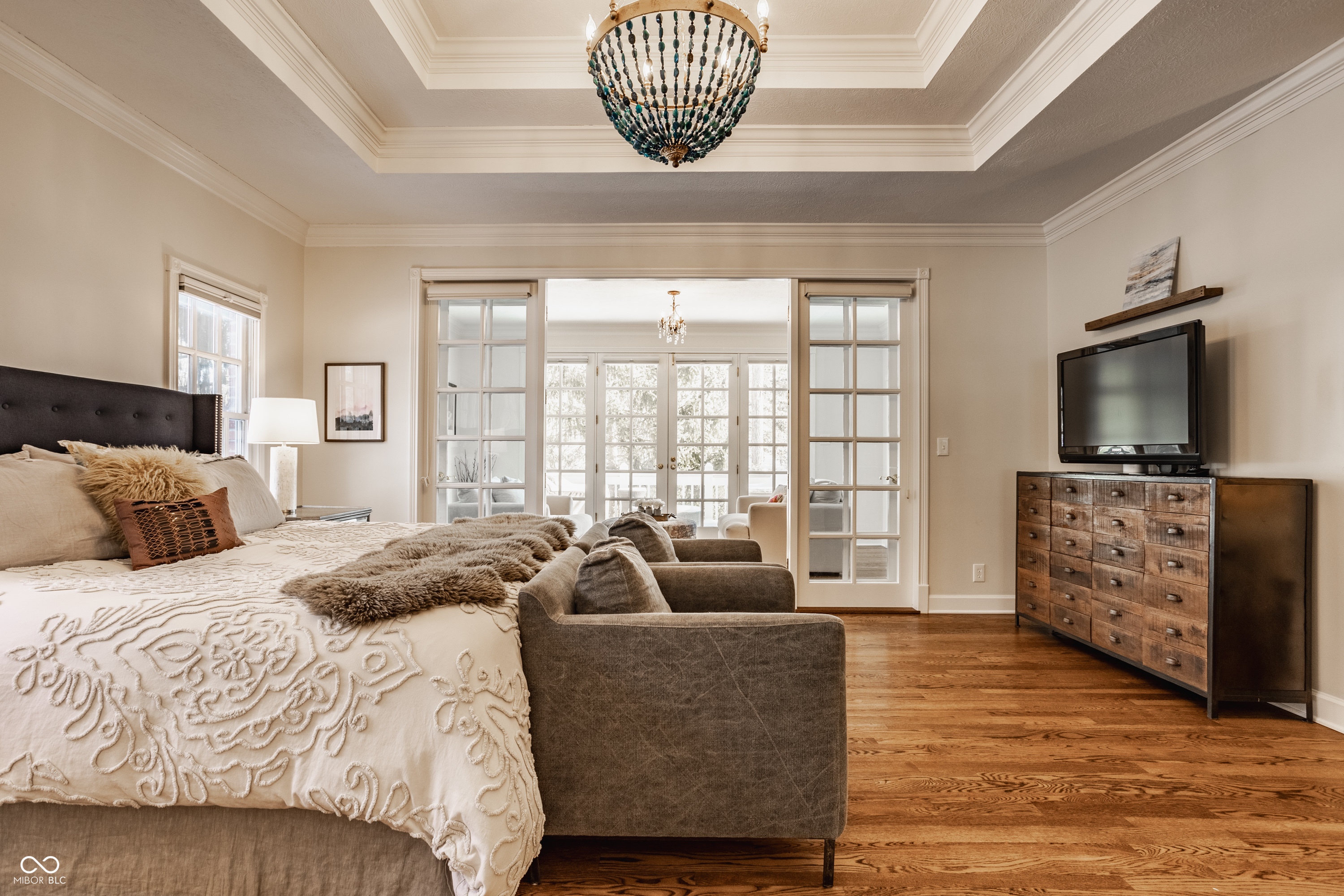 7341 N Washington Boulevard