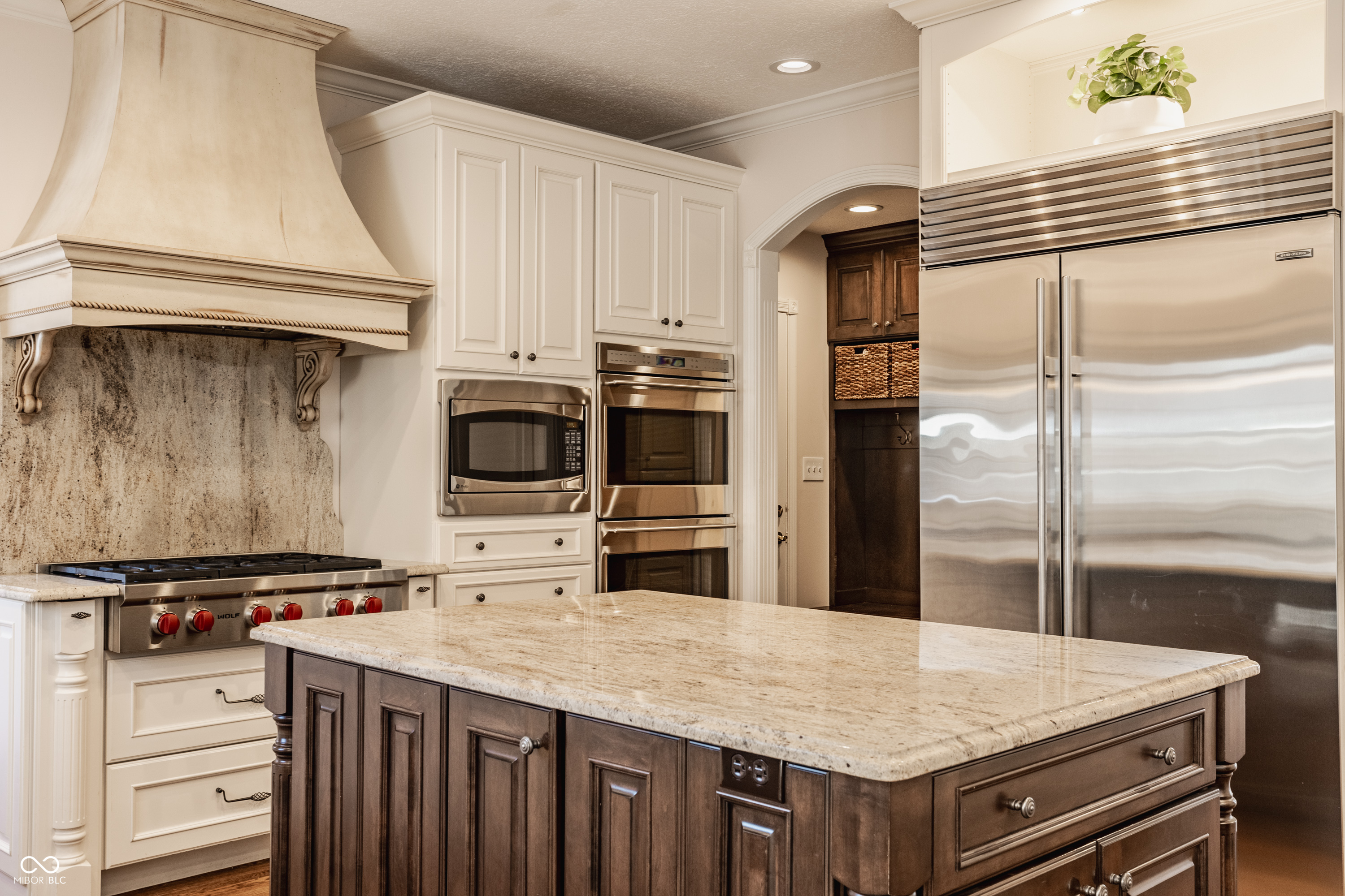 7341 N Washington Boulevard