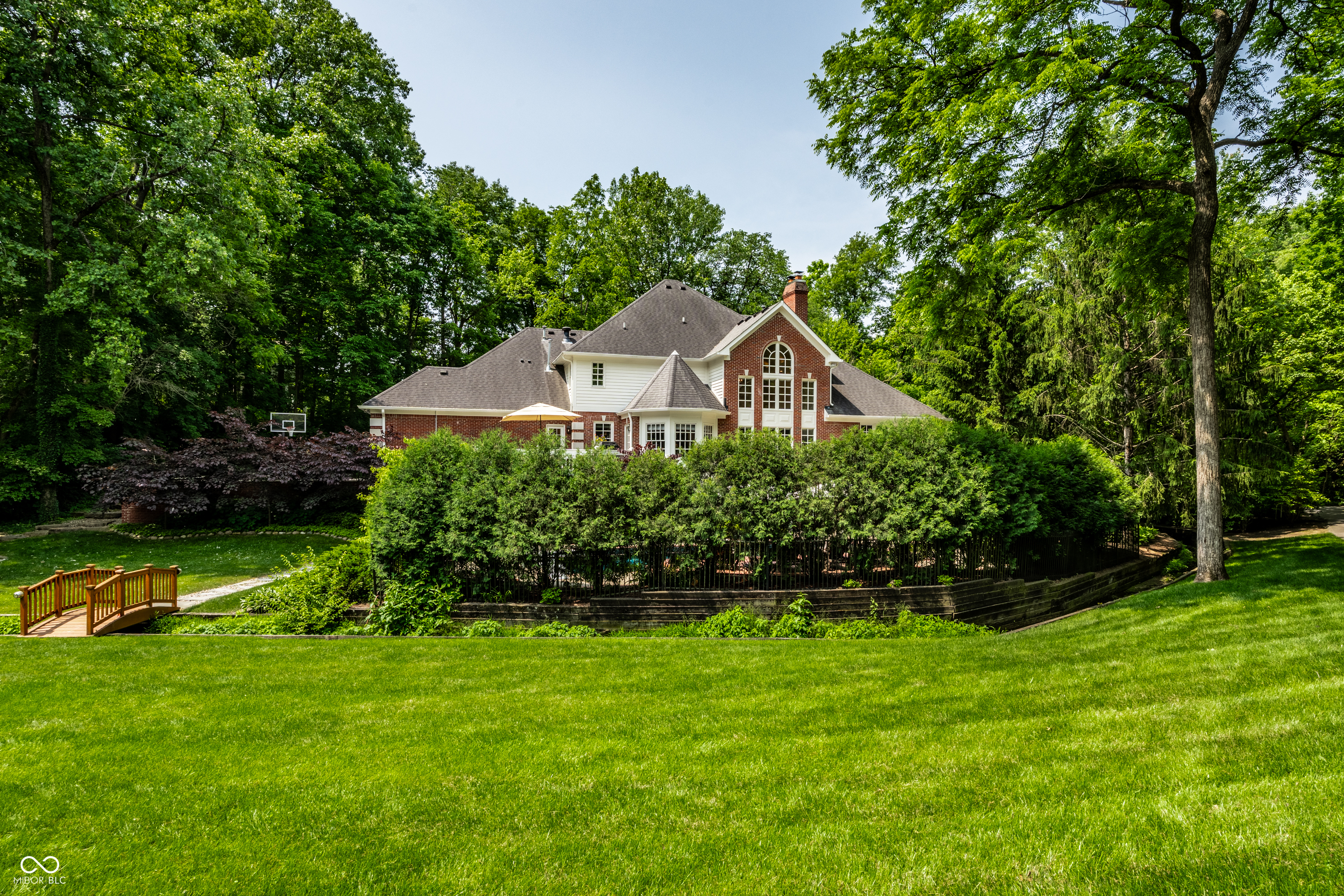 7341 N Washington Boulevard