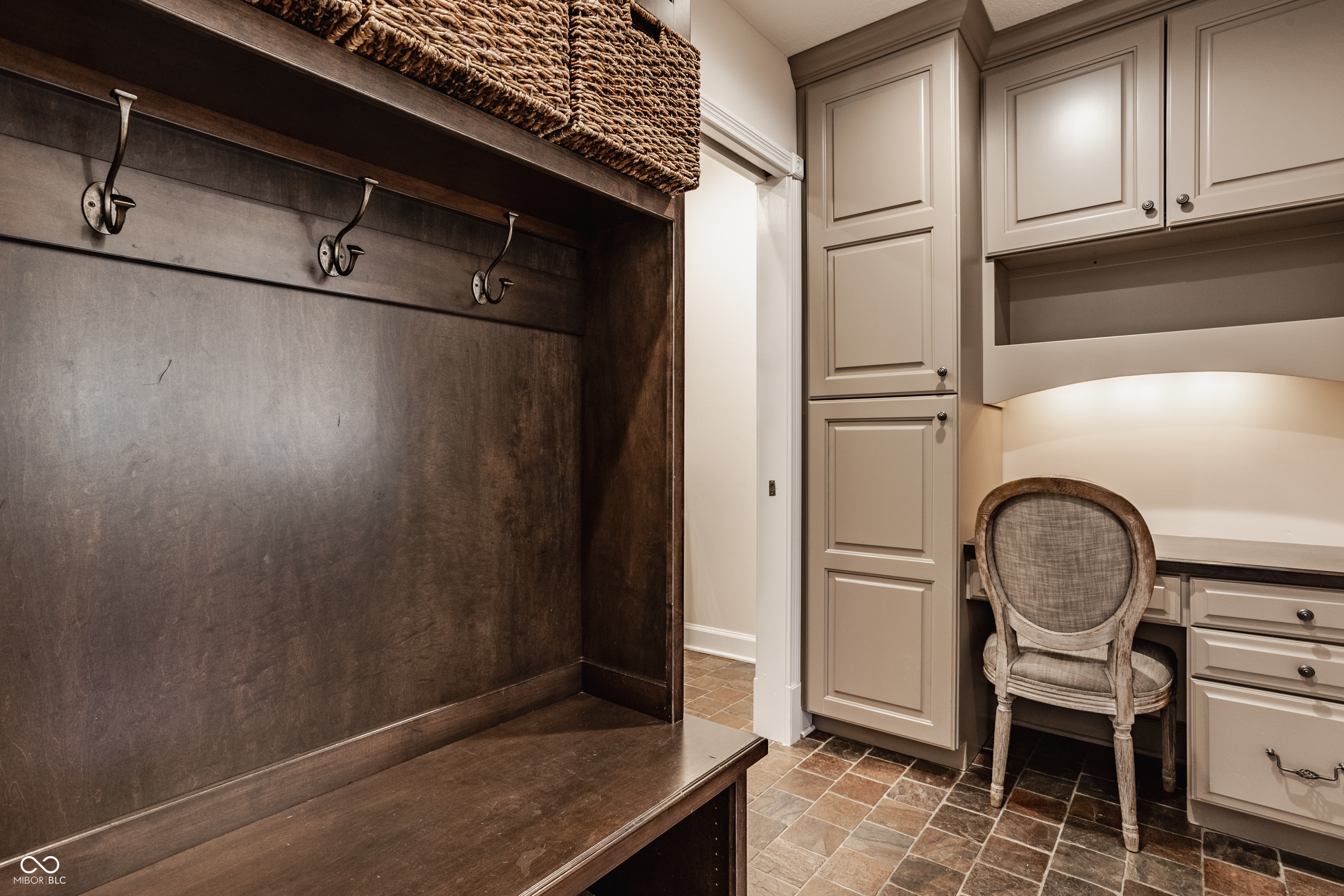 7341 N Washington Boulevard