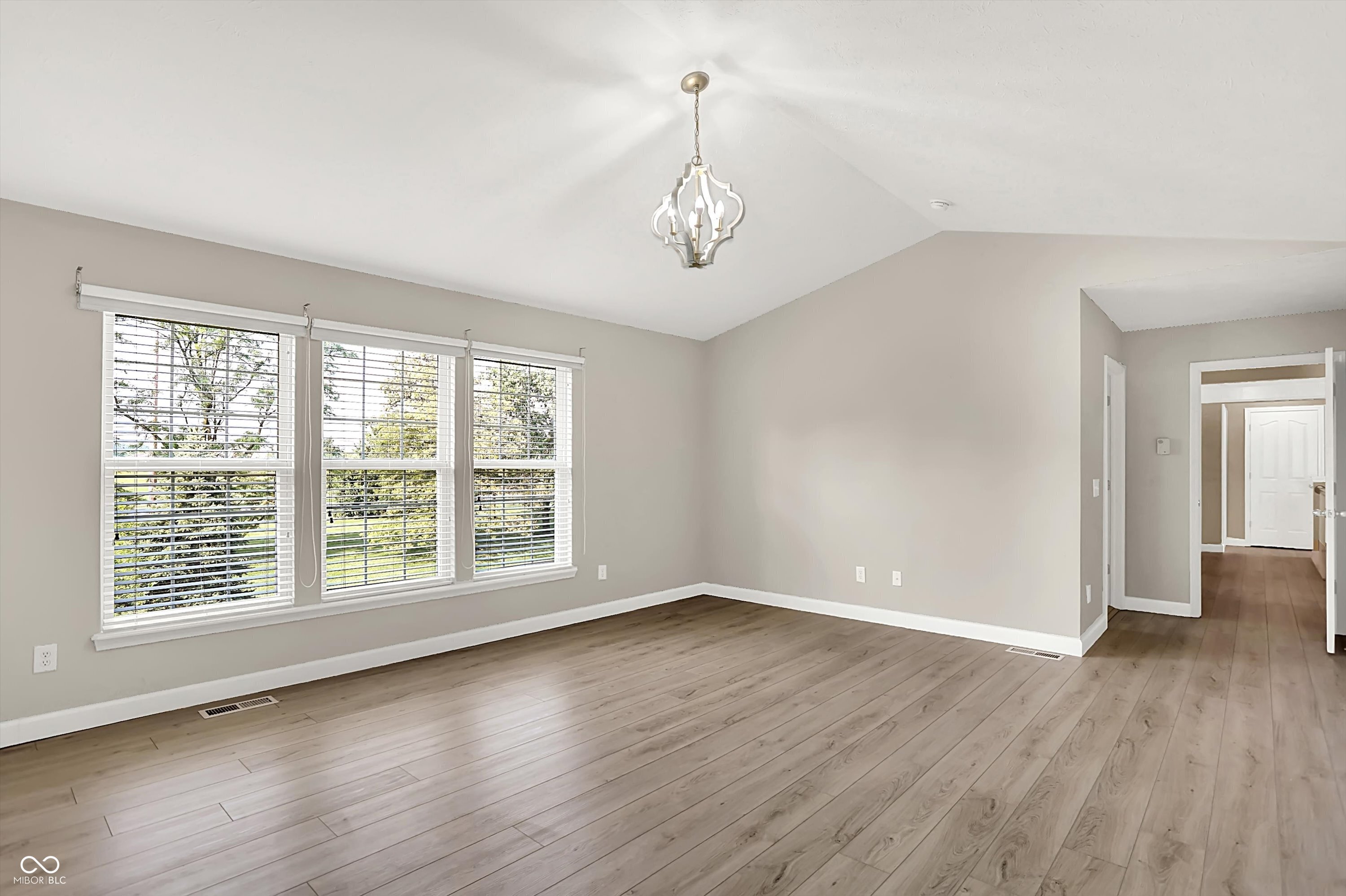 3345 Kilkenny Circle