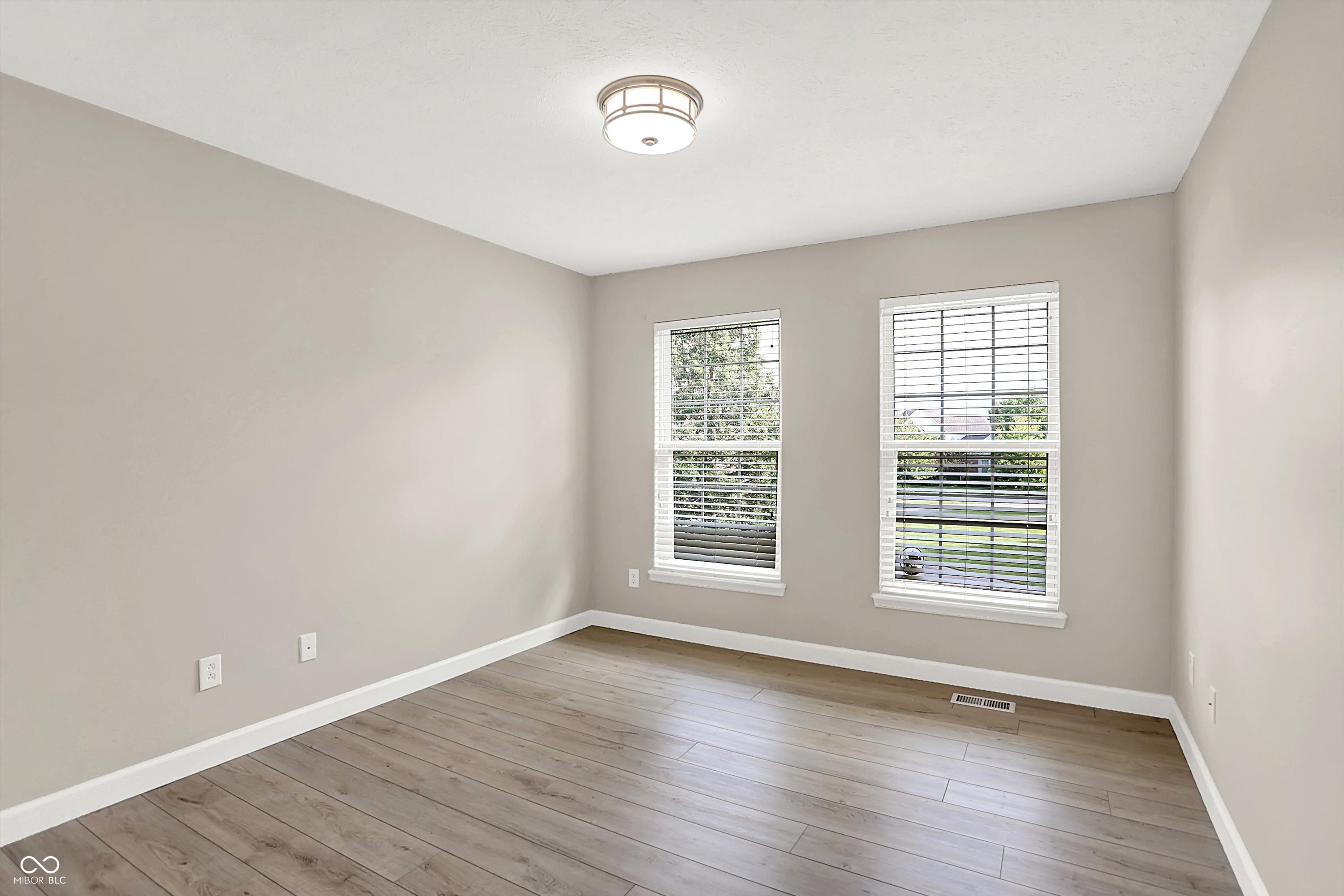 3345 Kilkenny Circle