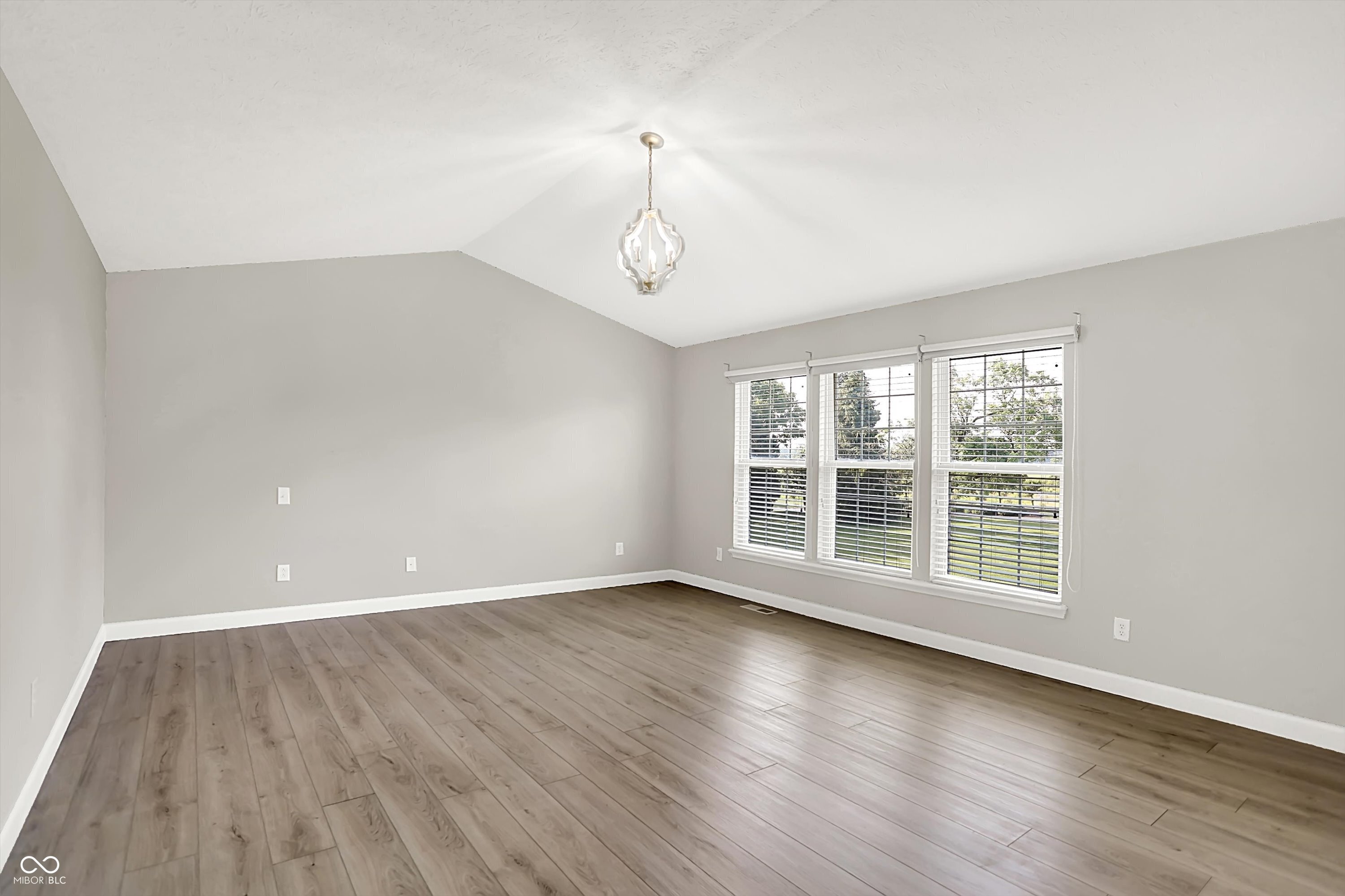 3345 Kilkenny Circle