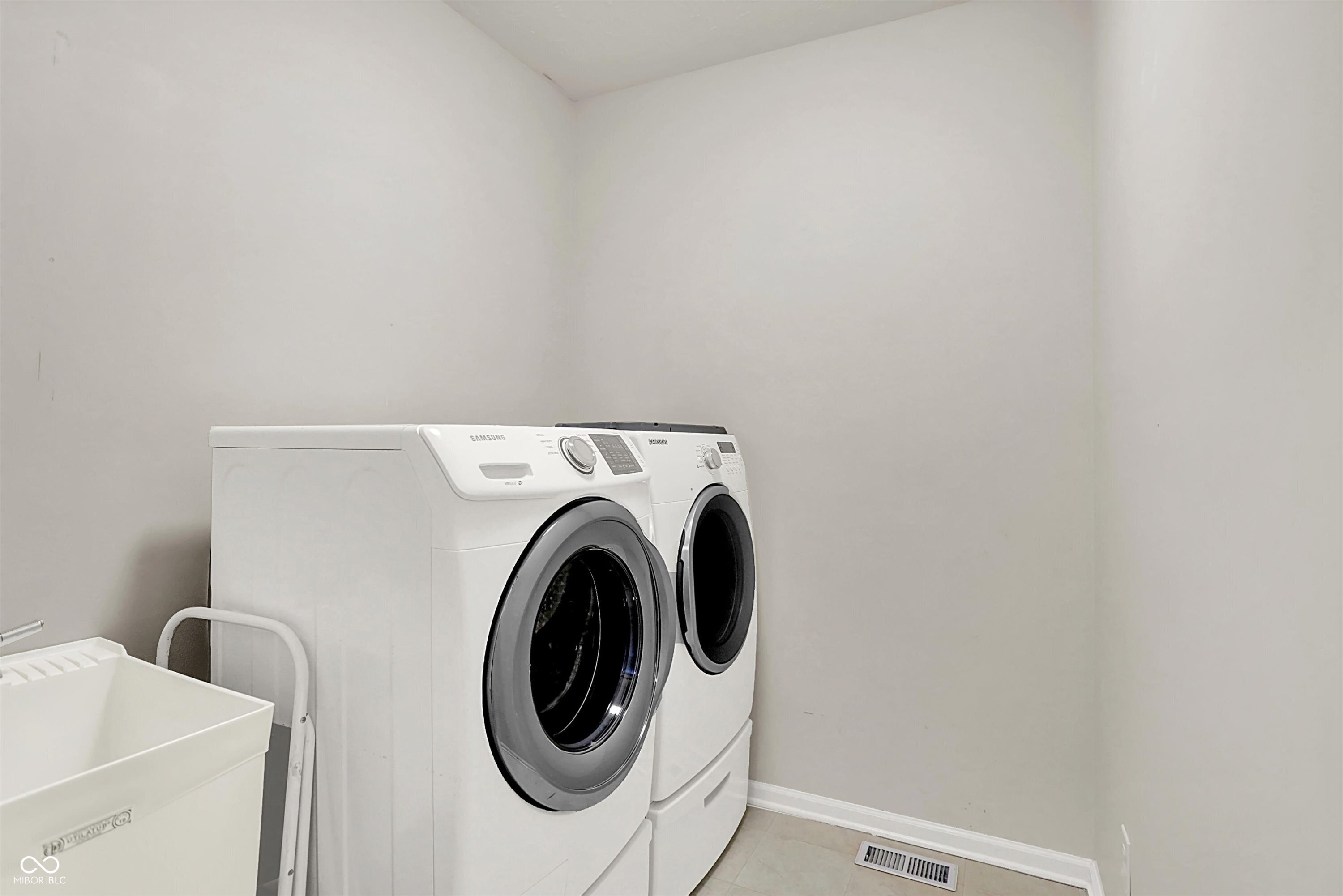 3345 Kilkenny Circle