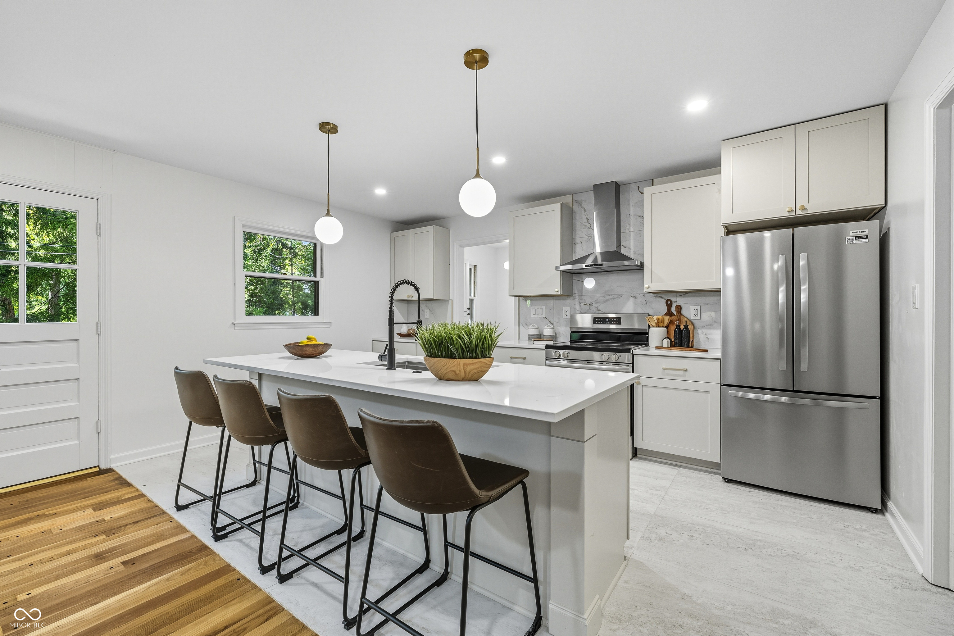 7840 N Whittier Place