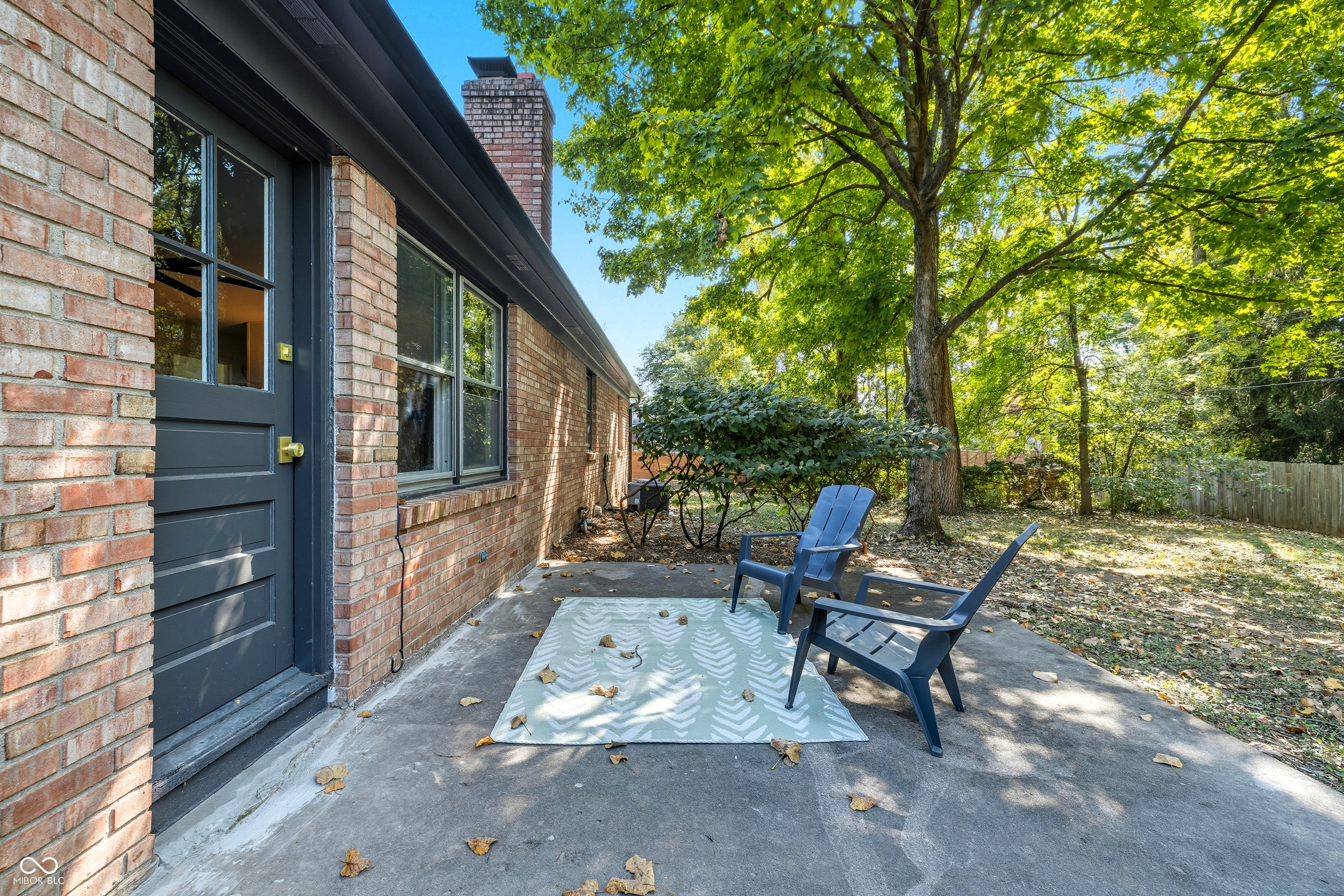 7840 N Whittier Place