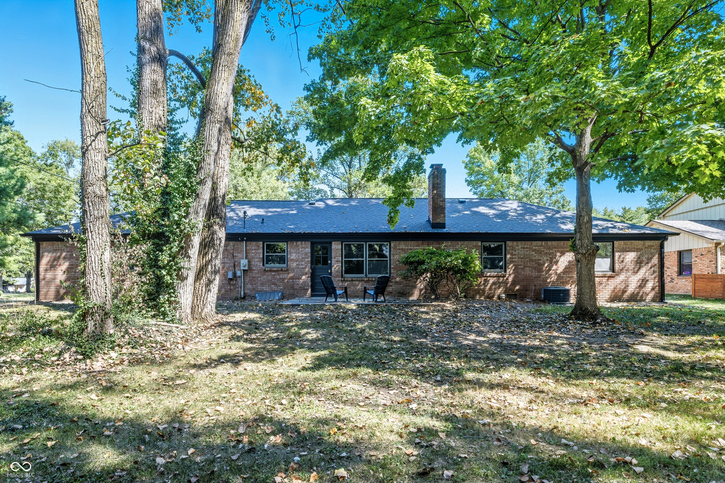 7840 N Whittier Place