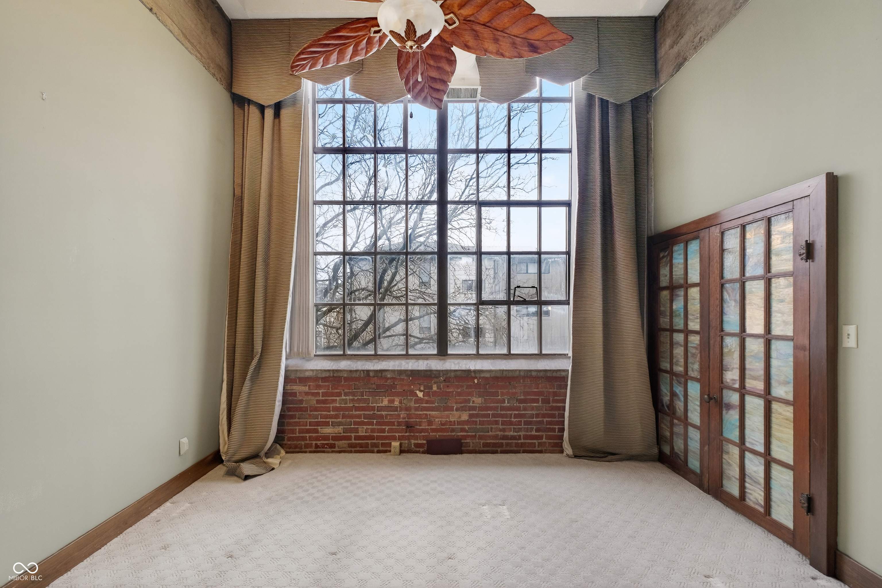 611 N Park Avenue Unit: 203