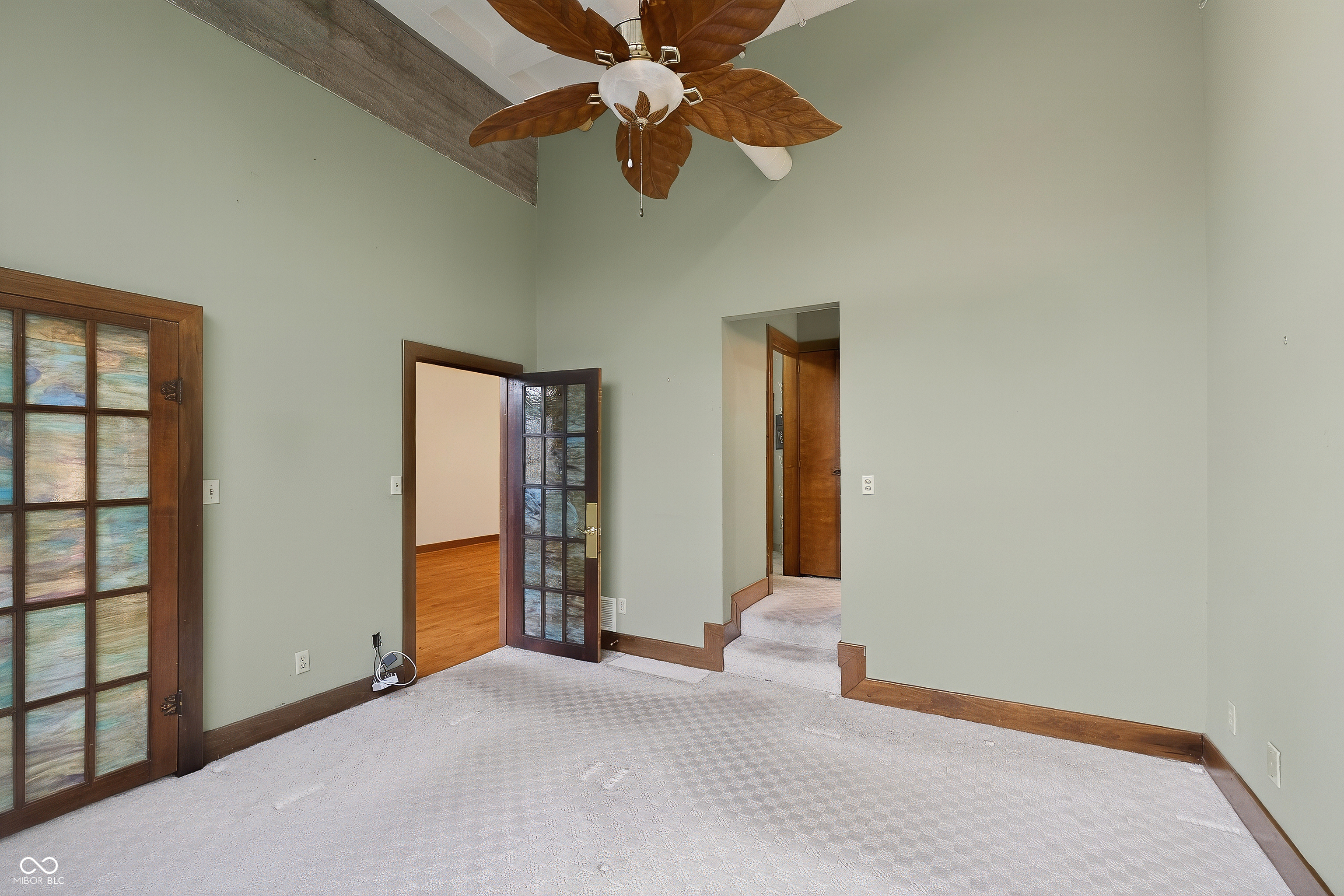 611 N Park Avenue Unit: 203