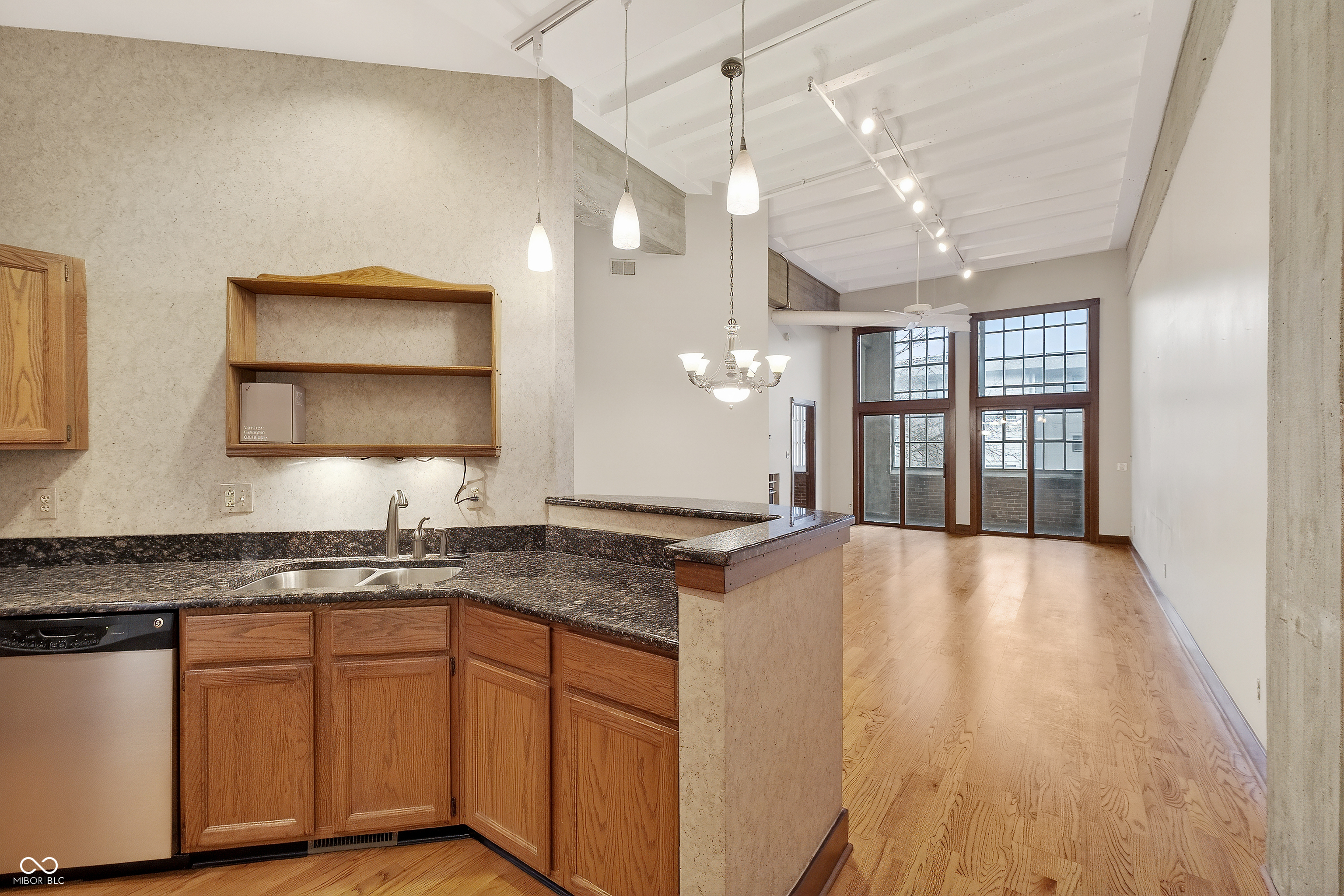 611 N Park Avenue Unit: 203