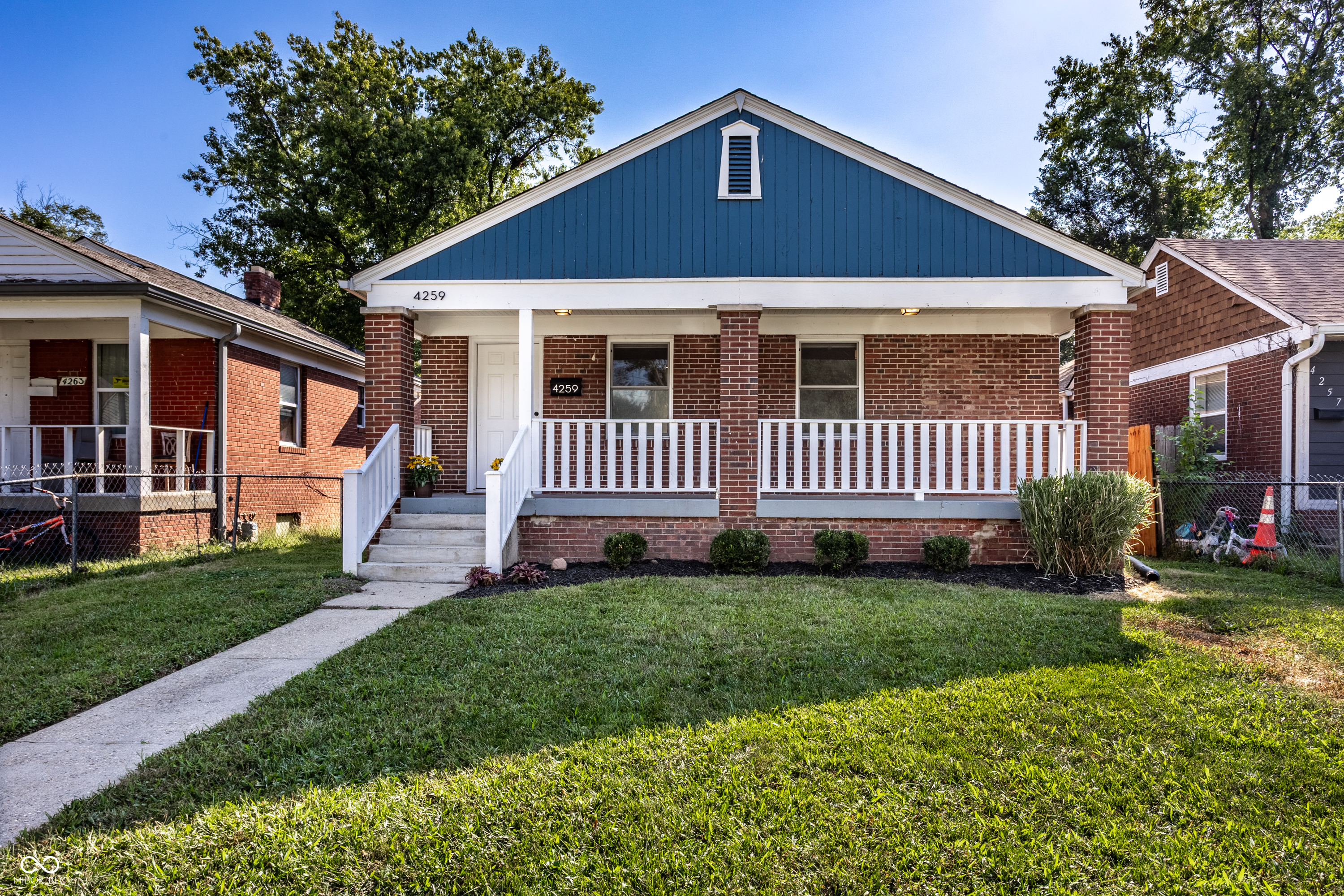 4259 Crittenden