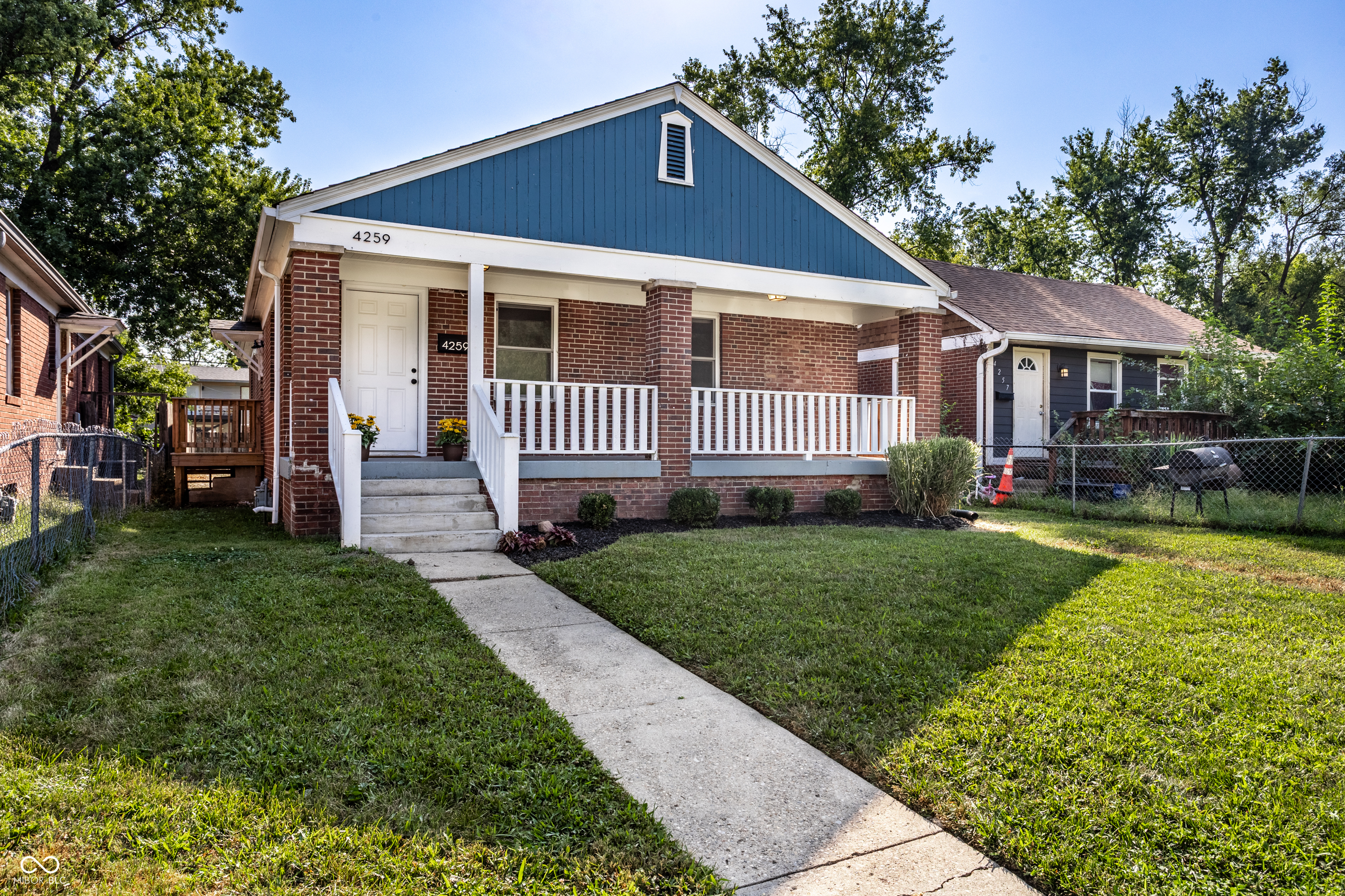 4259 Crittenden