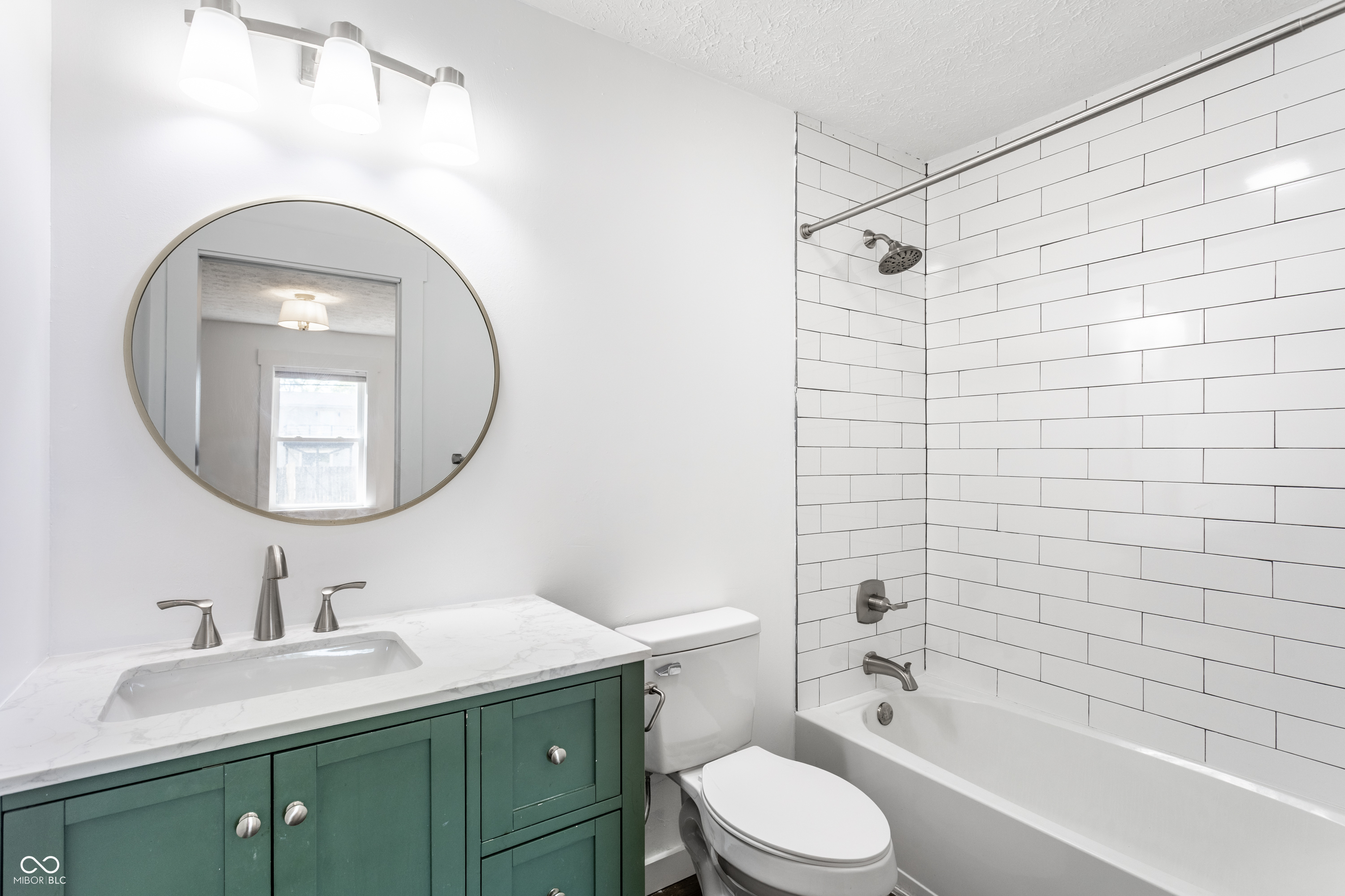 4259 Crittenden