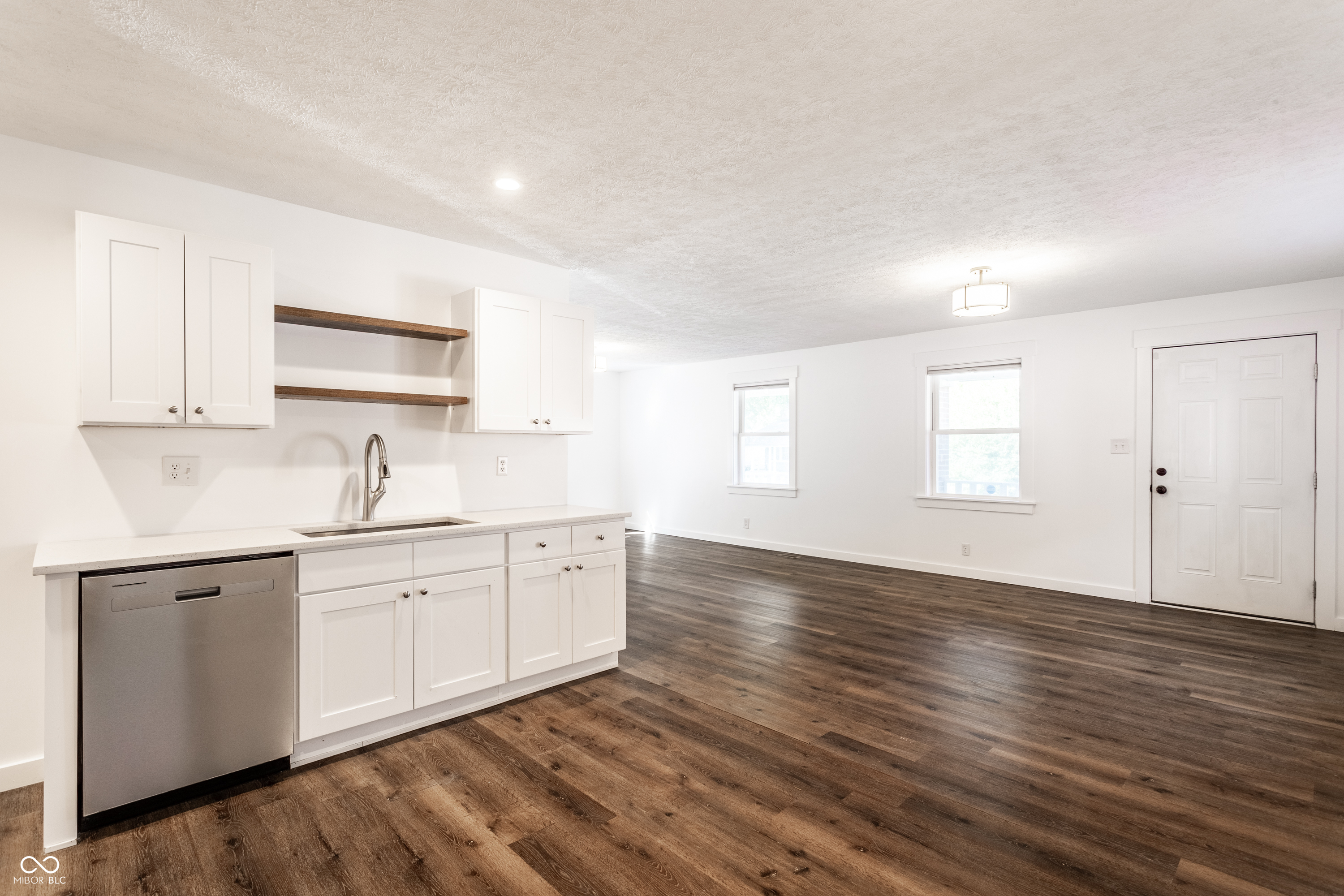 4259 Crittenden