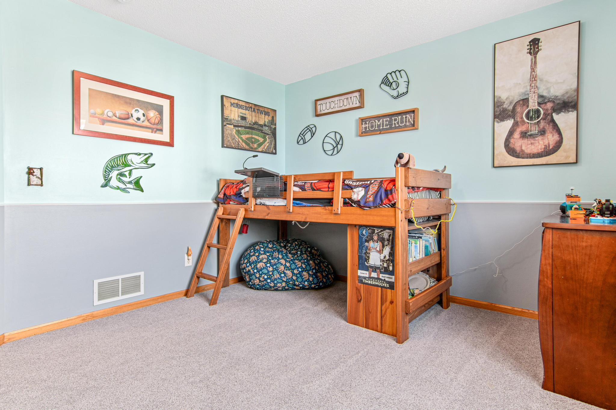 3311 Aaron Drive