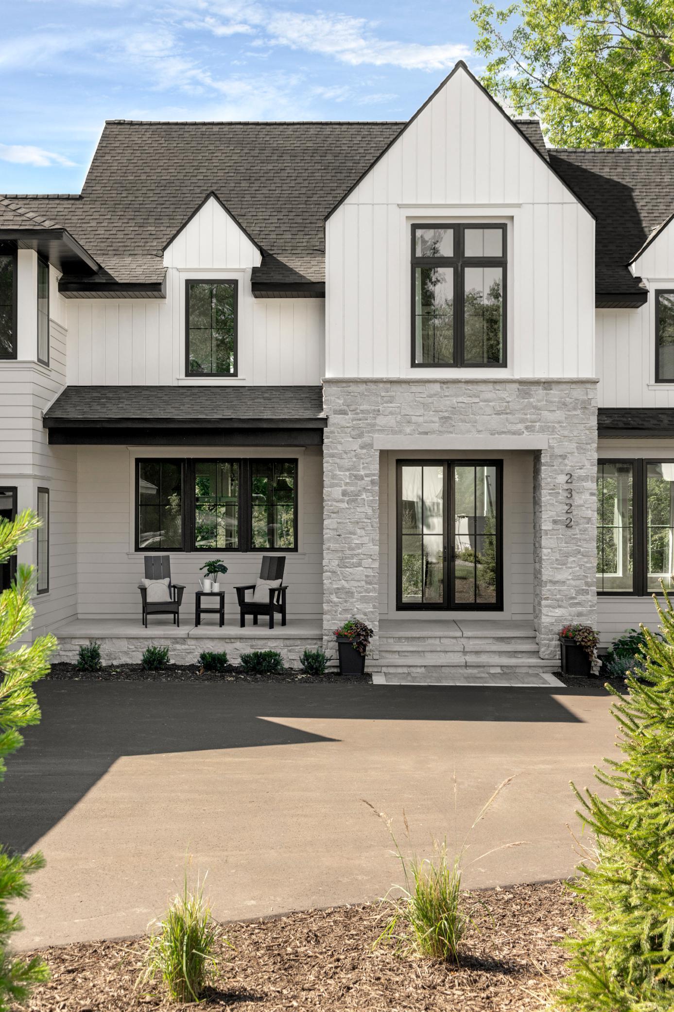 260 Eastwood Court