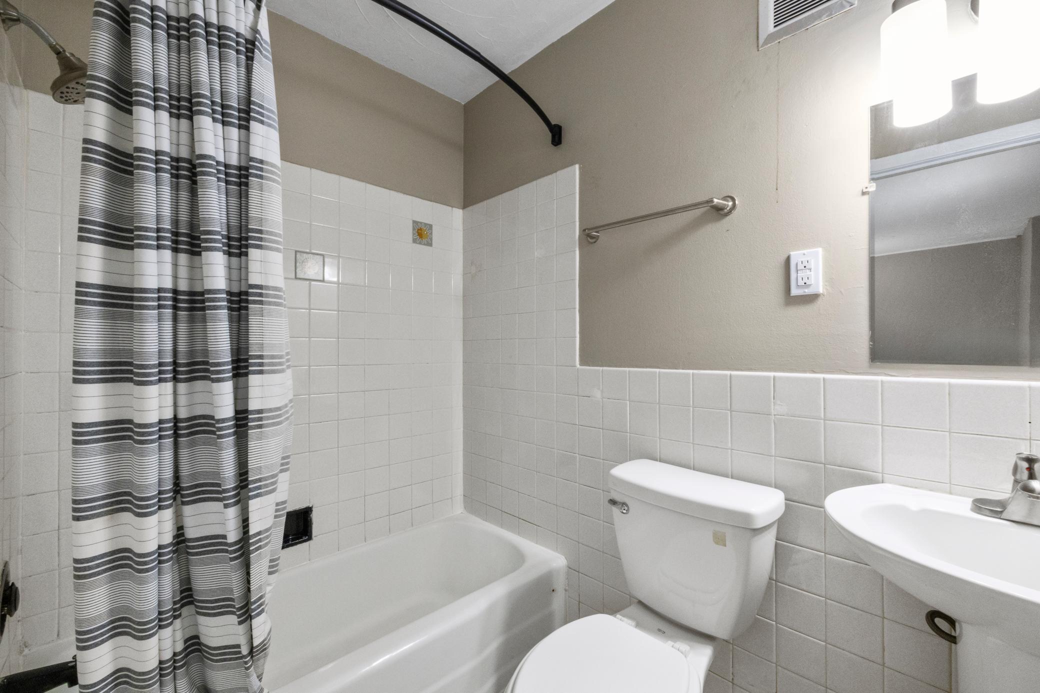 1531 American Boulevard E Unit: 101