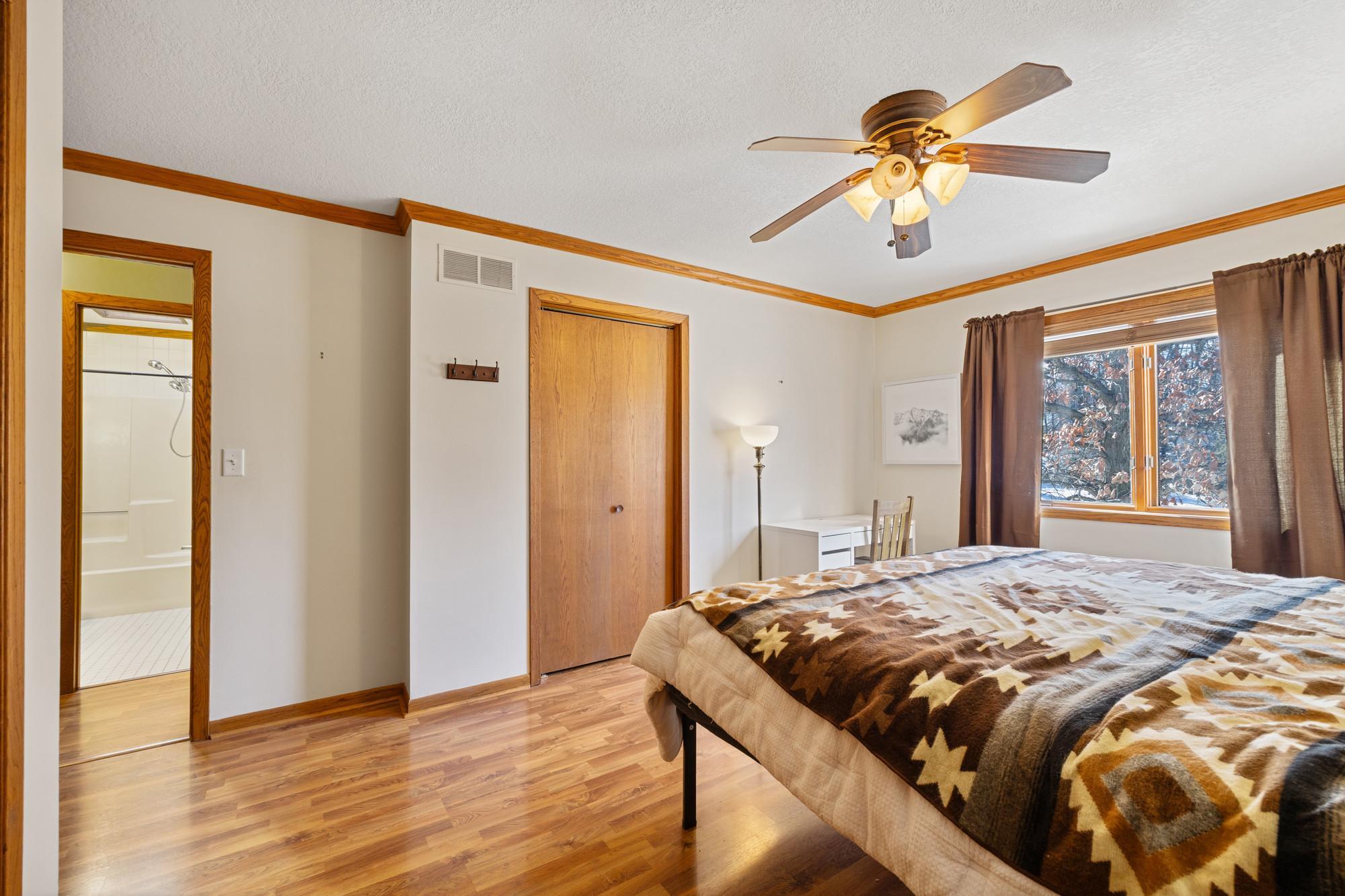 15165 Ellen Circle SE