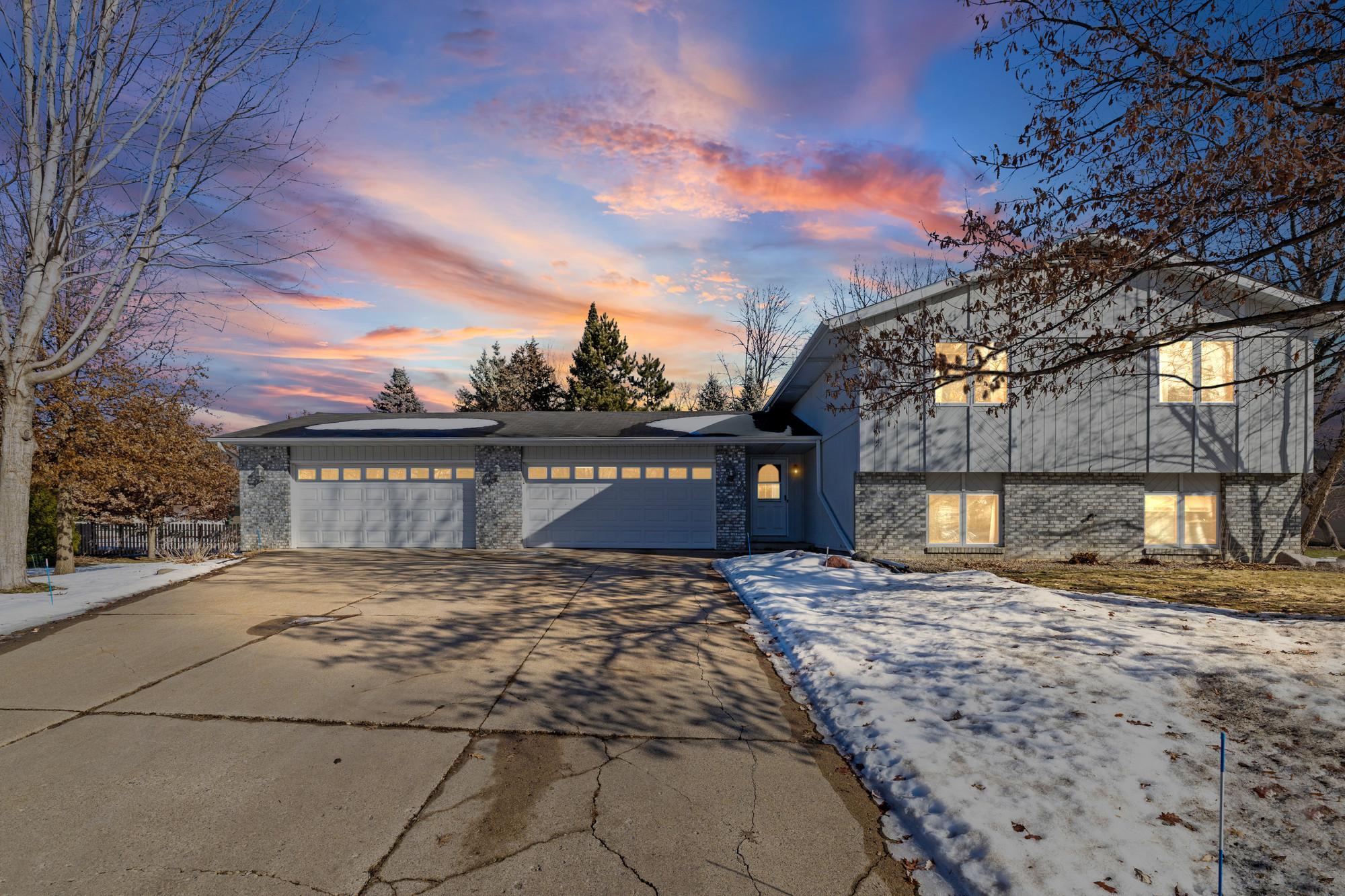 15165 Ellen Circle SE