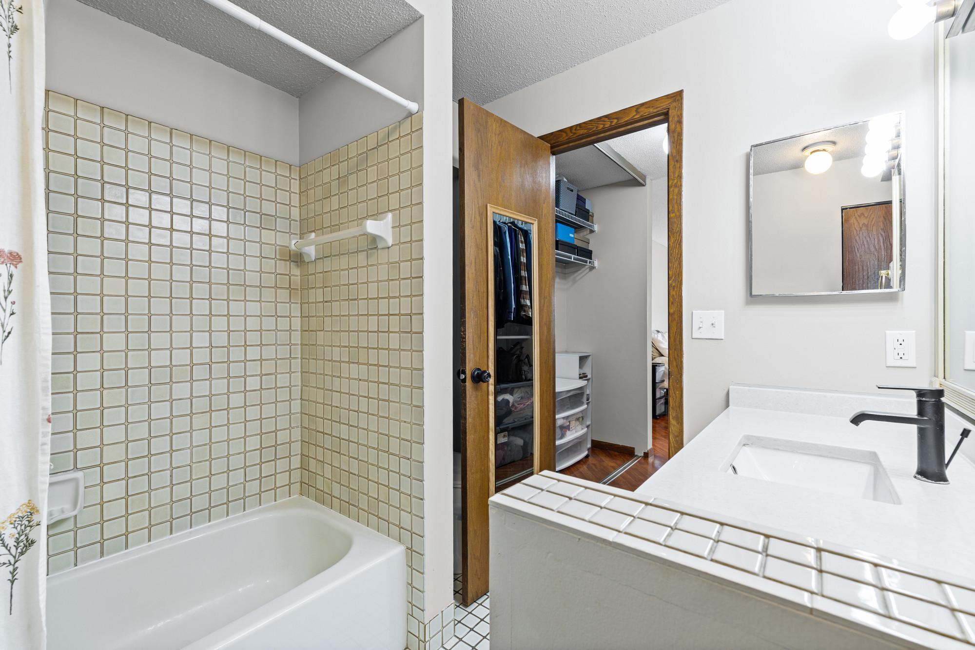 7618 York Avenue S Unit: 1218