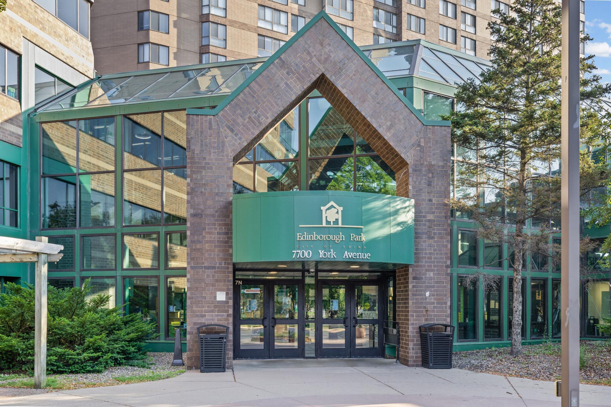 7618 York Avenue S Unit: 1218