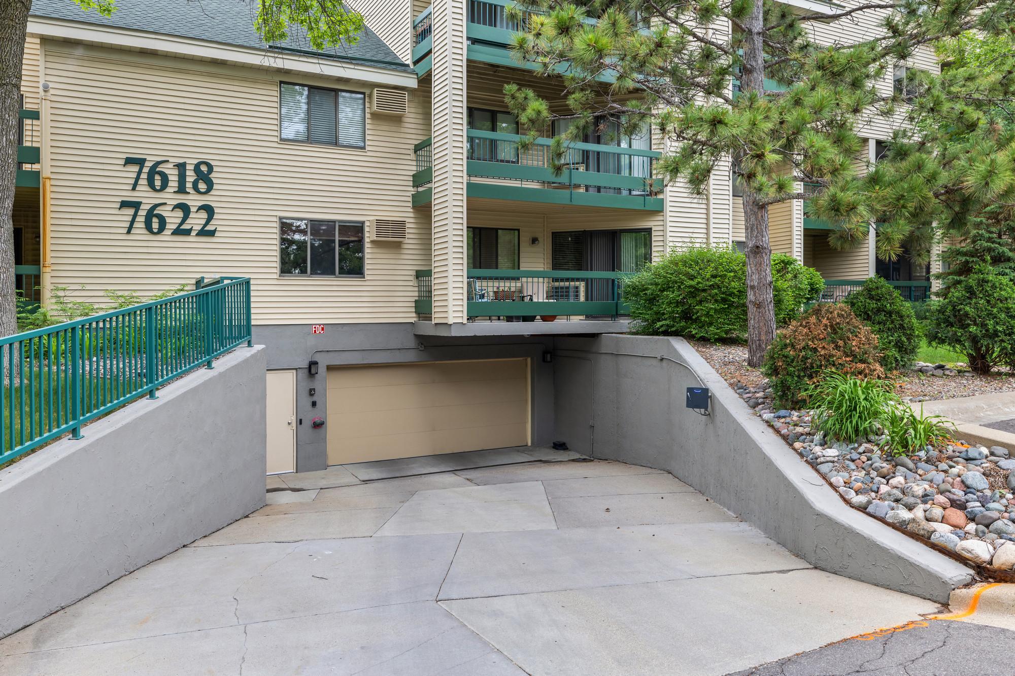 7618 York Avenue S Unit: 1218