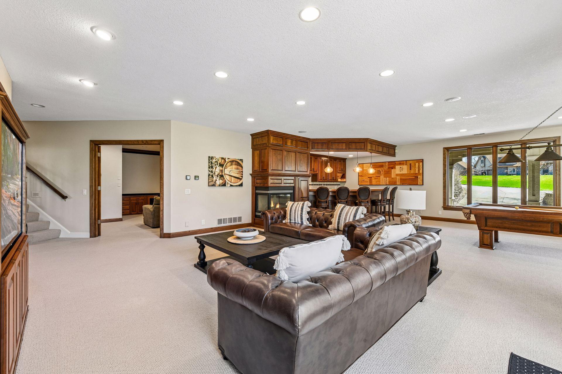 6985 Oak Ridge Road