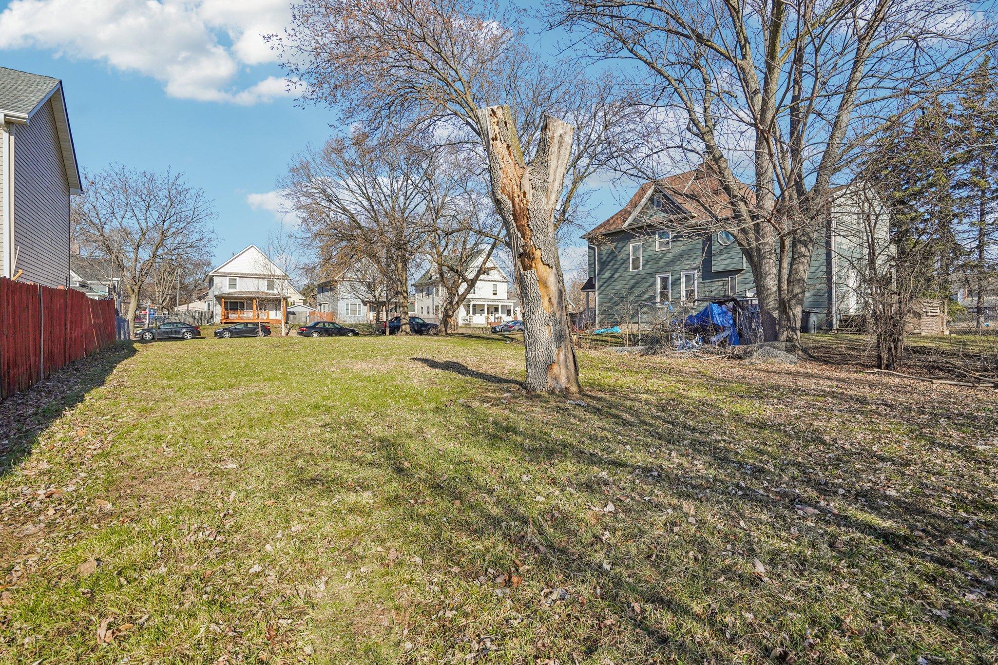 2314 Dupont Avenue N