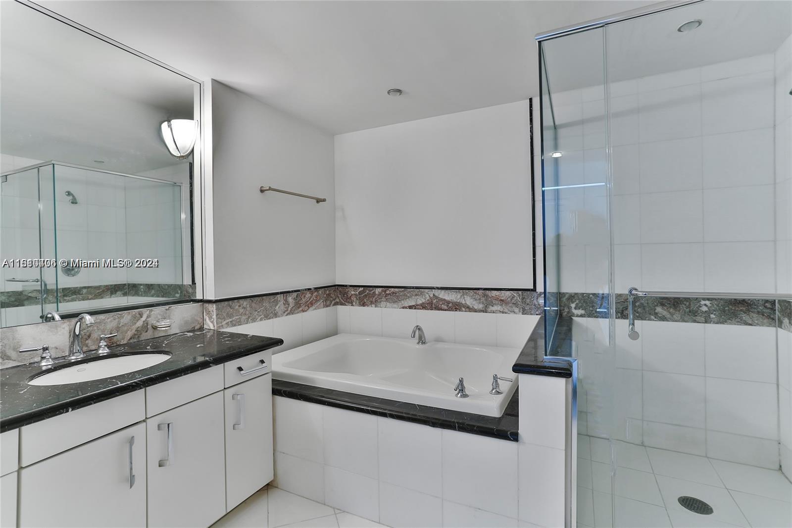540 West Ave # 2014