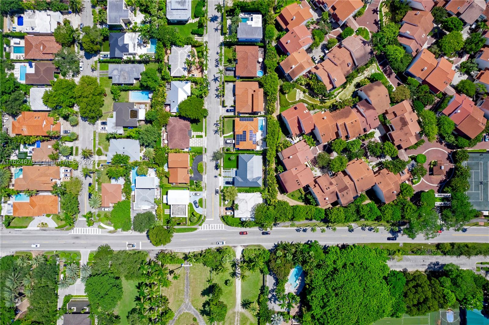 3504 Crystal View Ct