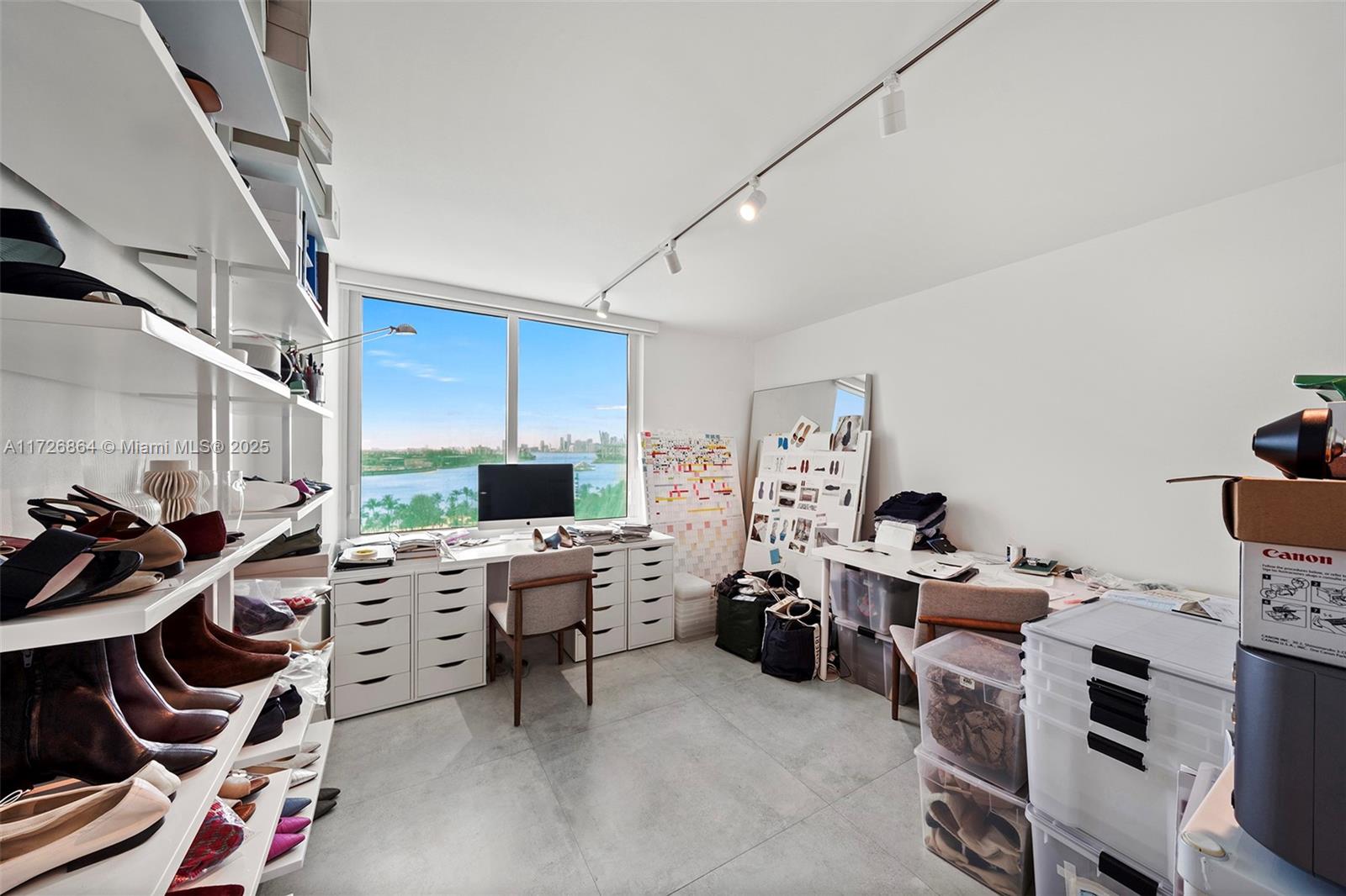 400 S Pointe Dr # 1001
