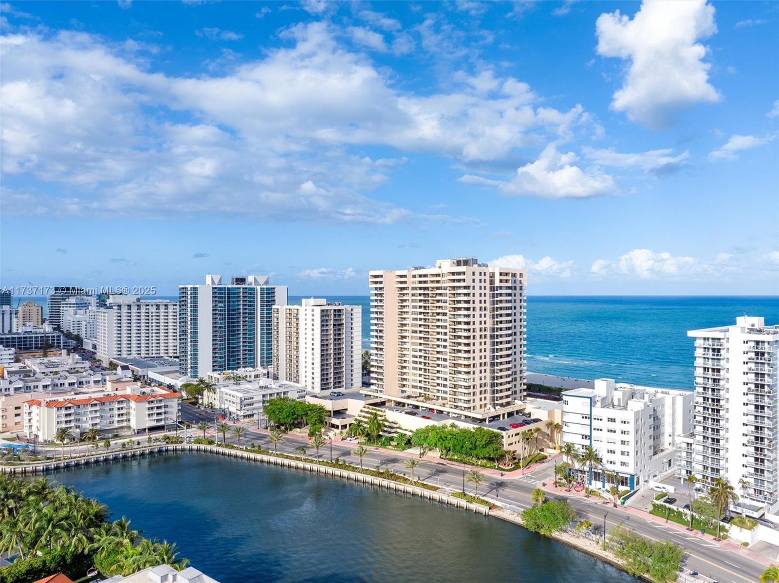 2555 Collins Ave # 1106