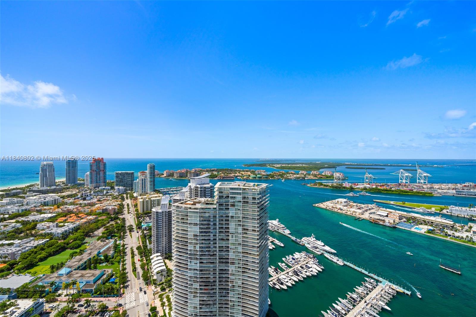 501 West Ave Unit: PH4701