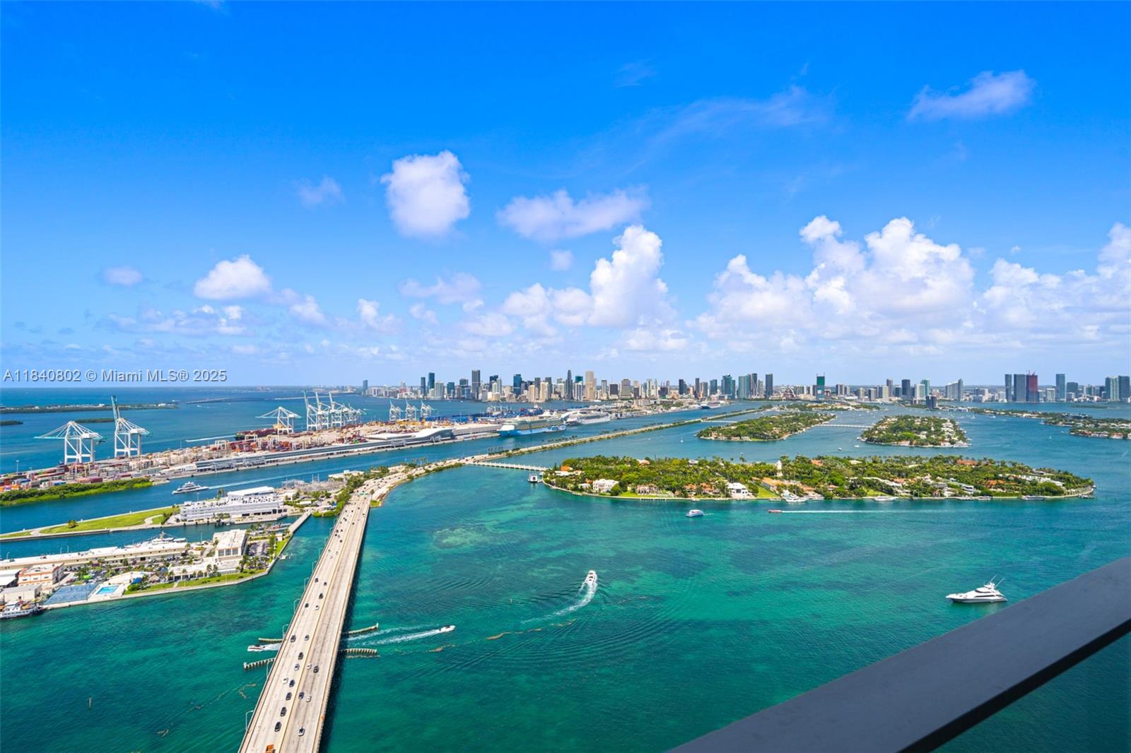 501 West Ave Unit: PH4701