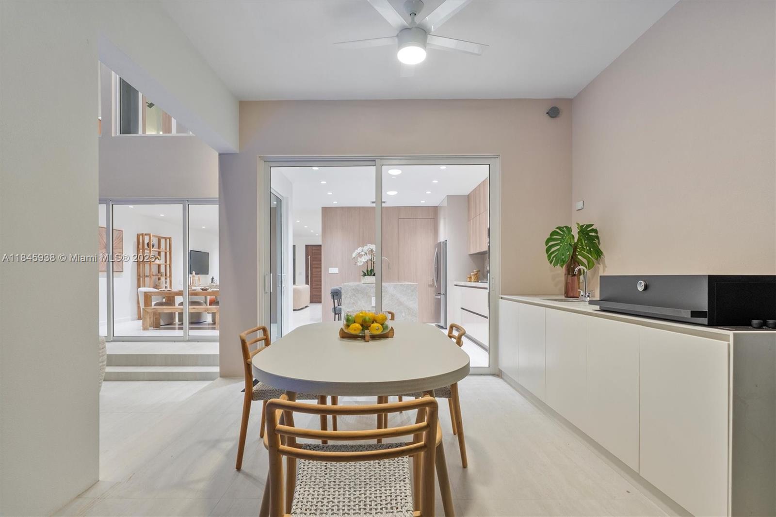 1930 SW 25th St, Miami