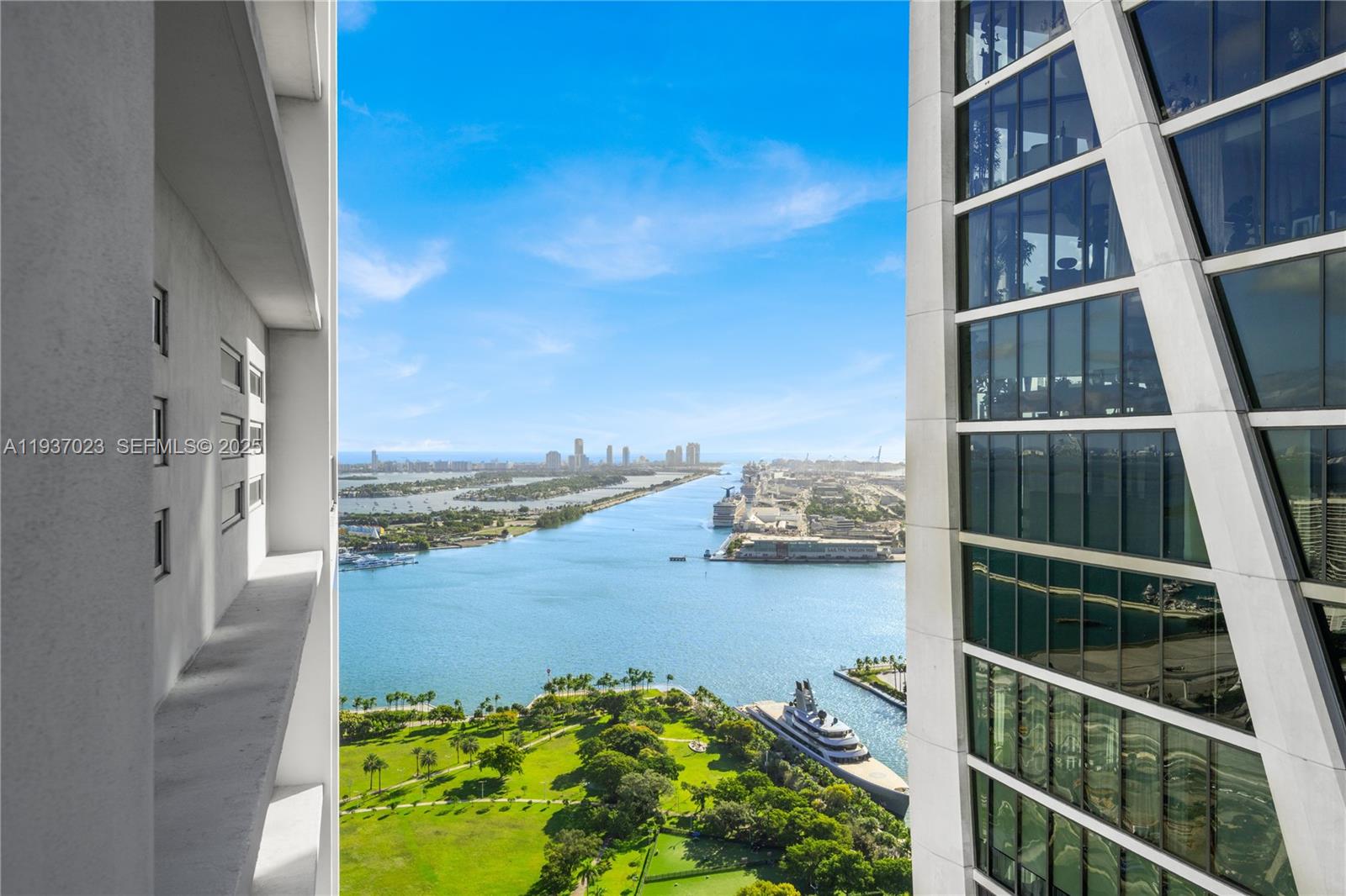 1040 Biscayne Blvd # 4108