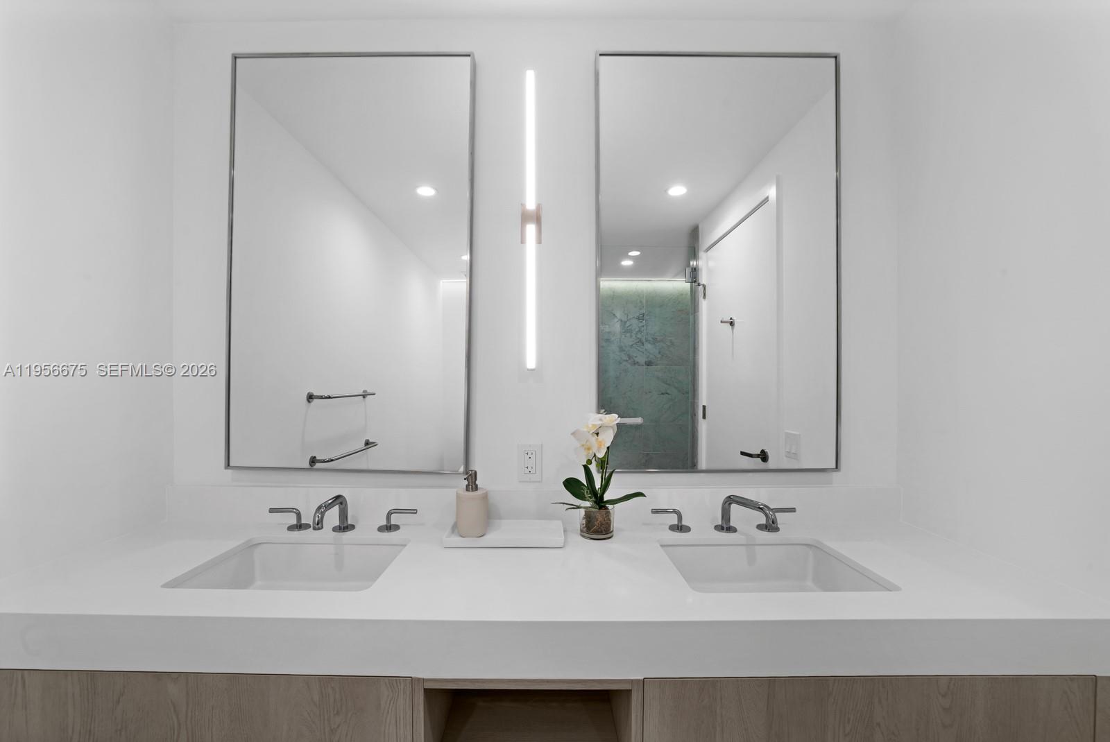 9221 E Bay Harbor Drive # 412