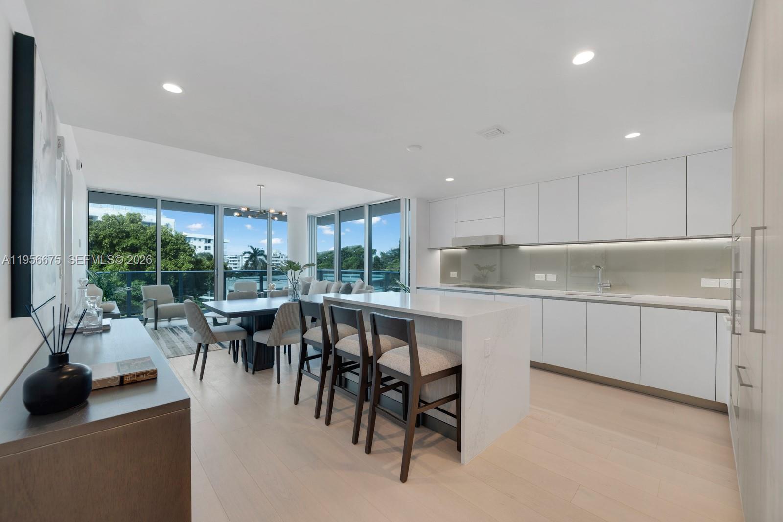 9221 E Bay Harbor Drive # 412